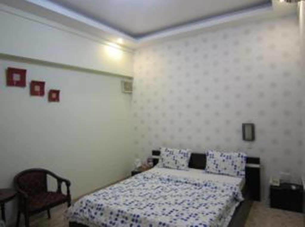 Khách sạn Van Phat *