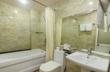 Nam Sài Gòn Khách sạn hẻo lánh
