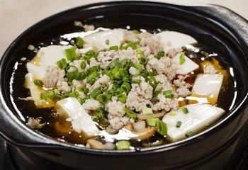 Khách sạn hẻo lánh Nam Sài Gòn
