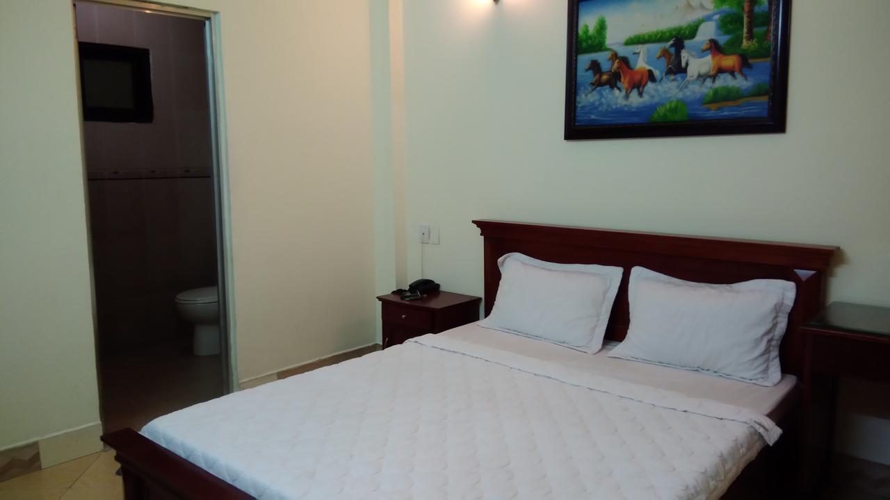 Phong Dan Motel