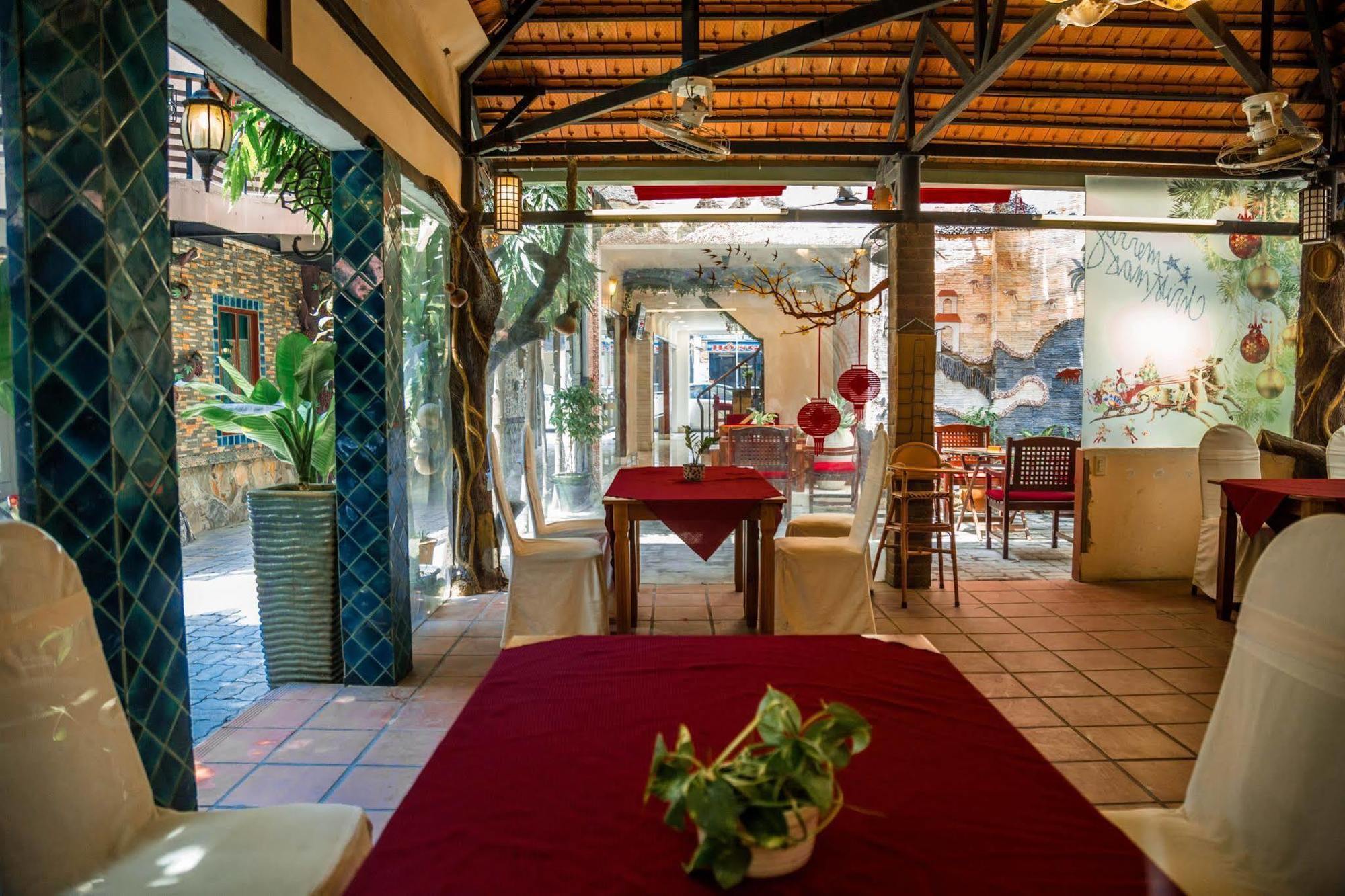 Hotel Vien Ngoc Xanh 1 2*
