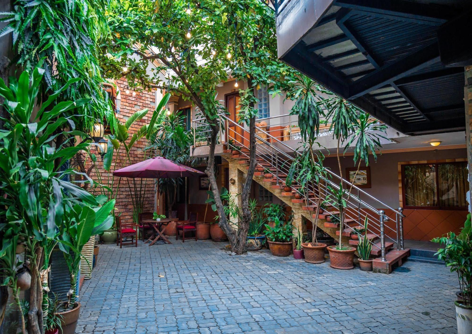 Vien Ngoc Xanh 1 2* Ho Chi Minh City