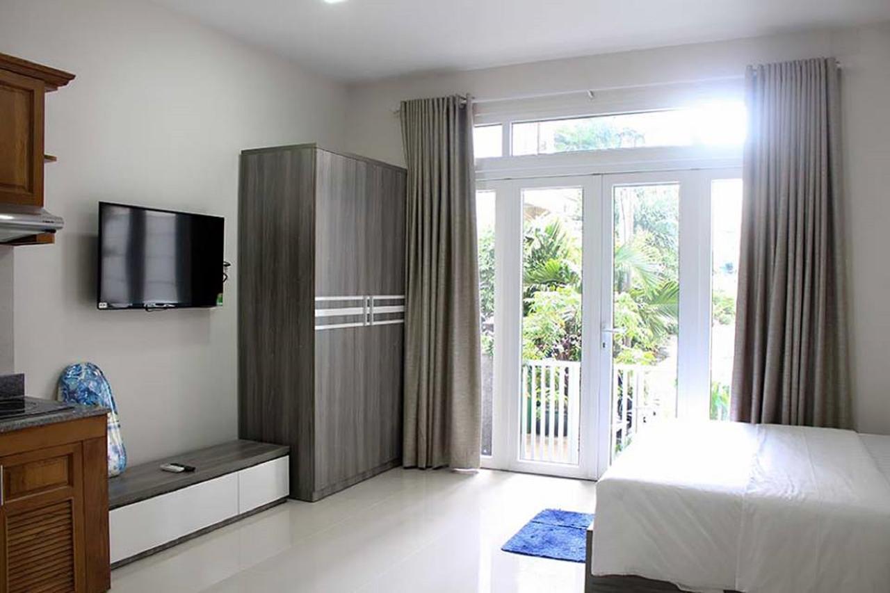 Saigon Sweet Serviced 4 *