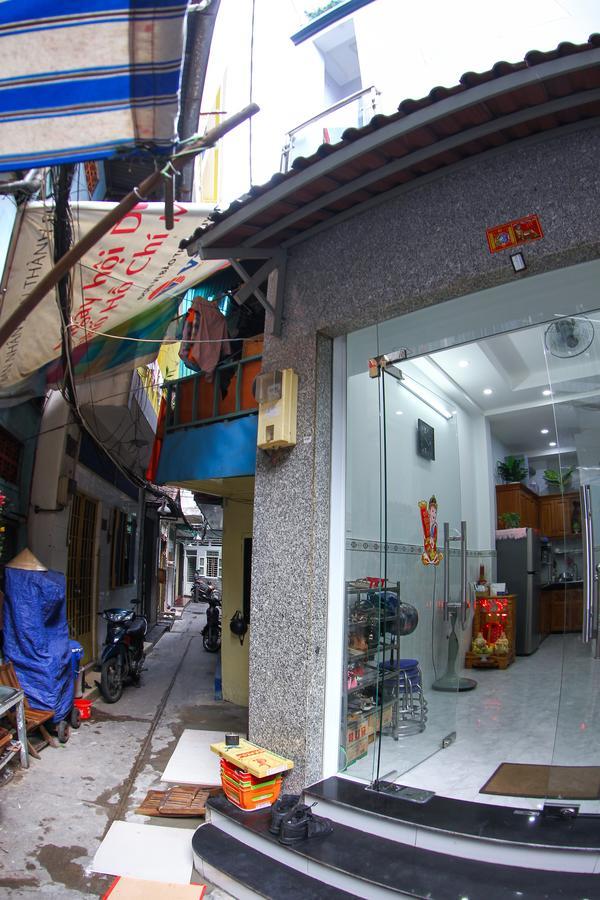 Son Thinh * Ho Chi Minh City