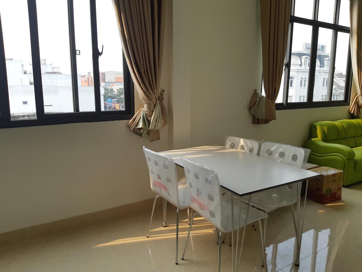 The Monday Apartment *
