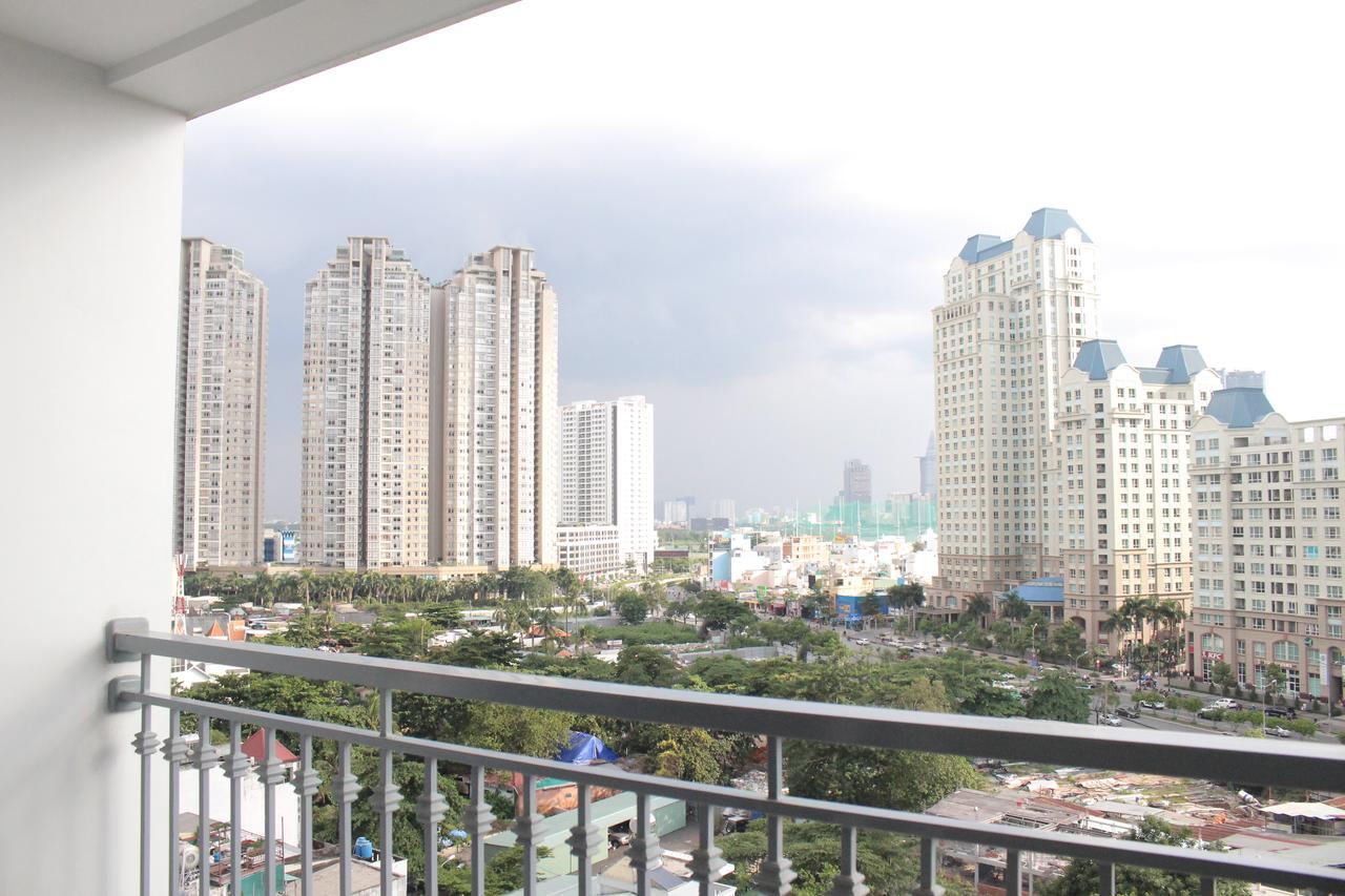 Vinhome Central Park, Landmark Plus Apartment