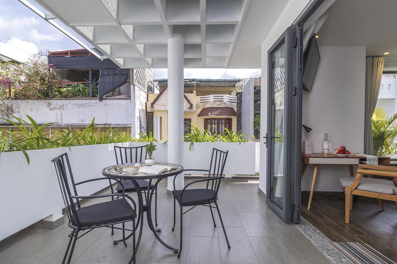 Aparthotel The Transit House 3*