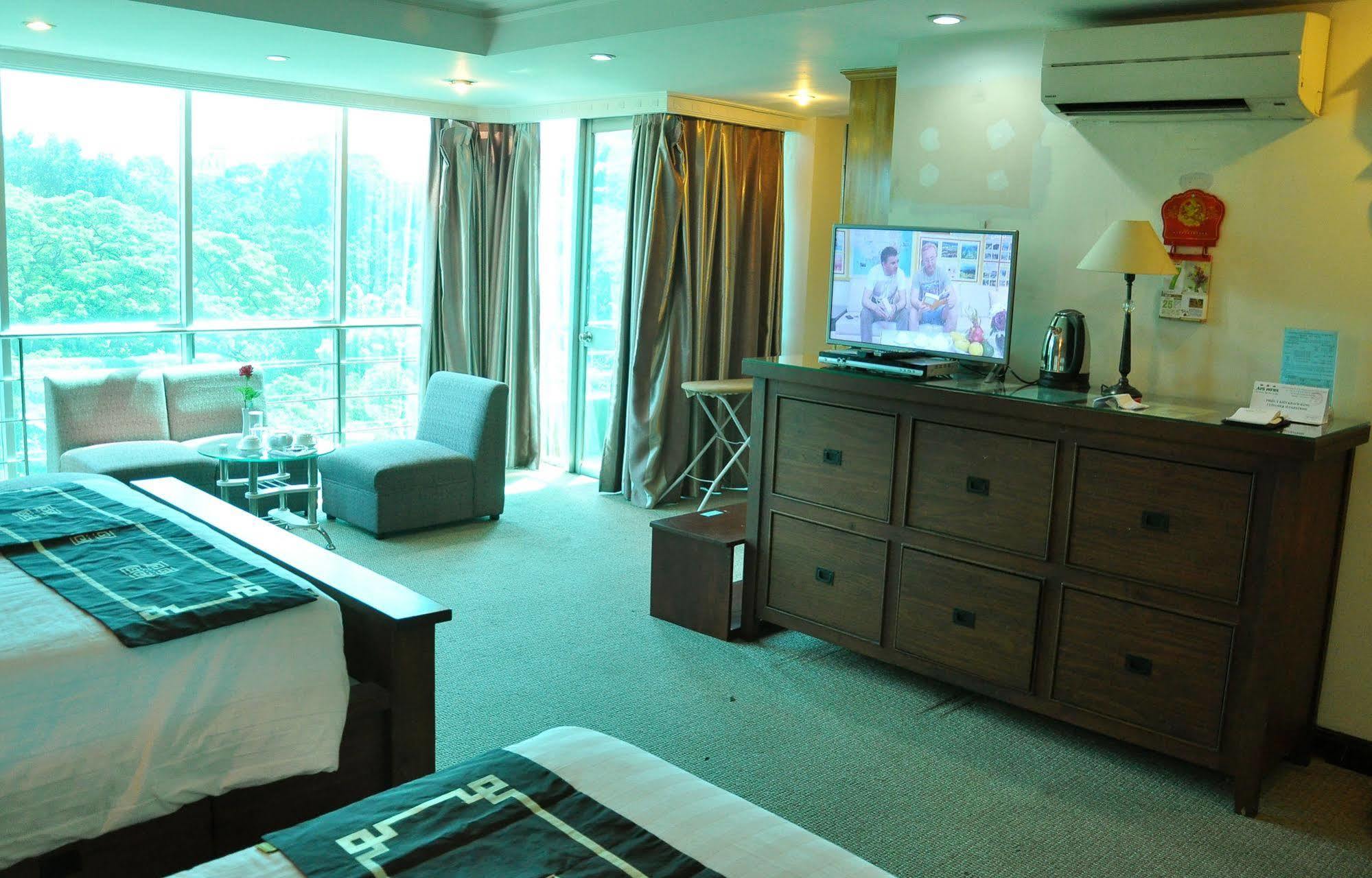 A25 - 251 Ba Trung Hcm Hotel
