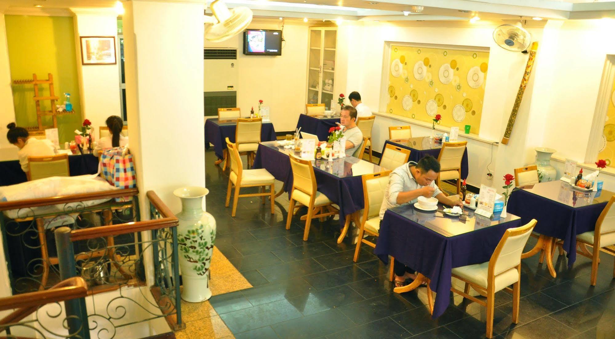A25 - 251 Bà Trưng Hcm 2*