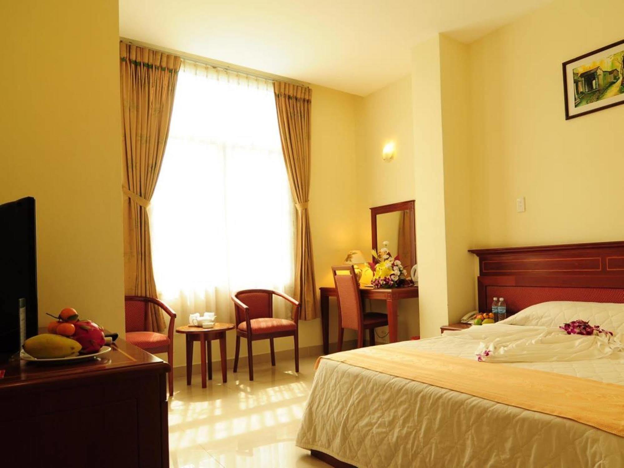 Khach San Phuoc Loc Tho 2 - 福禄寿 Hotel