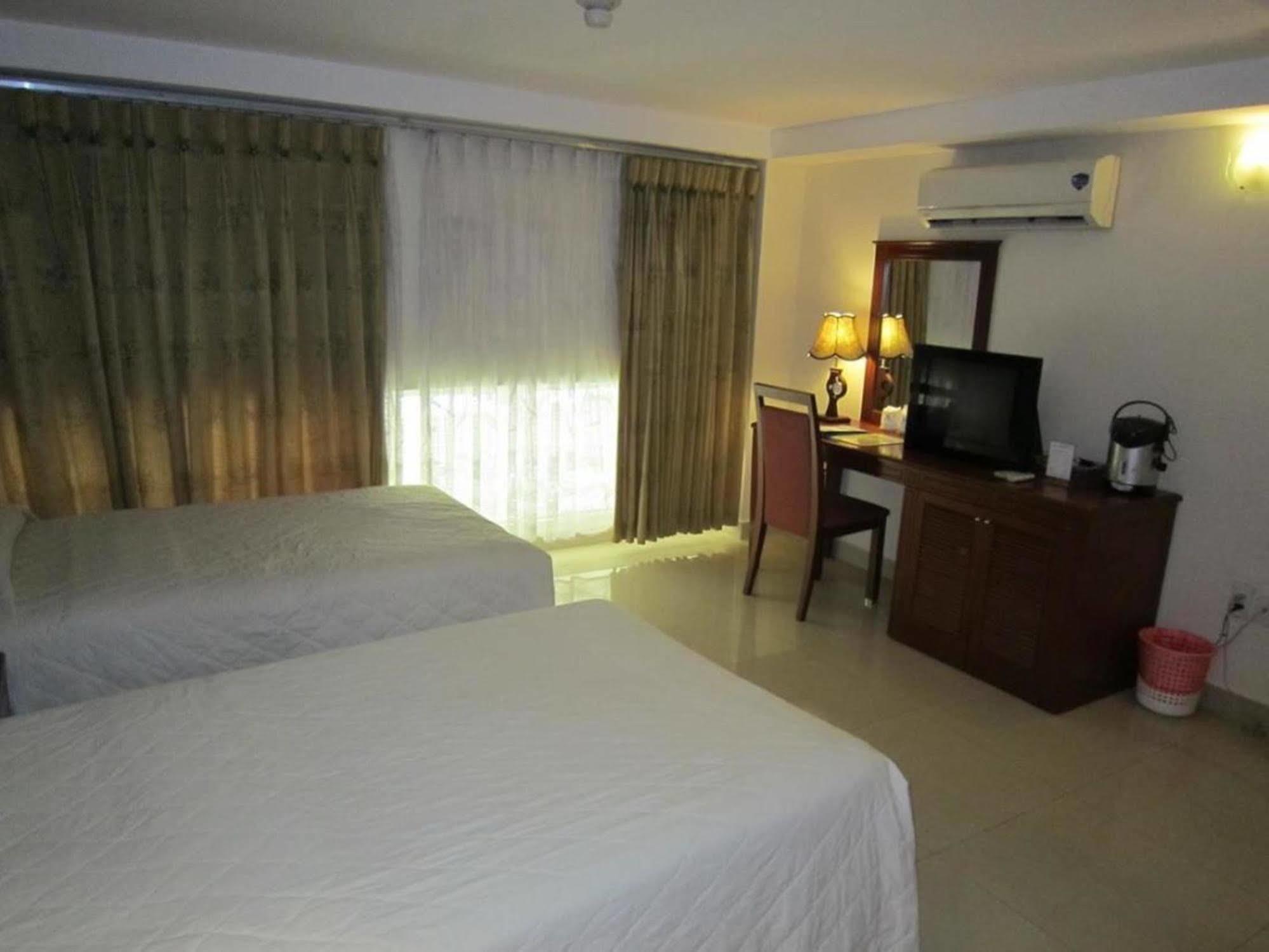 Khach San Phuoc Loc Tho 2 - 福禄寿 Hotel Ho Chi Minh City