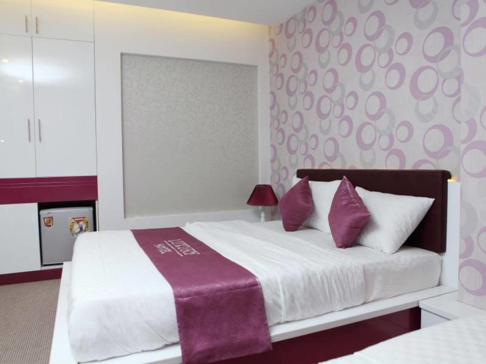 Hotel Luxury 2*