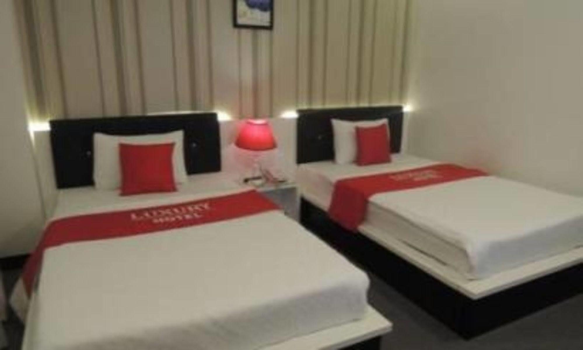 Luxury Hotel