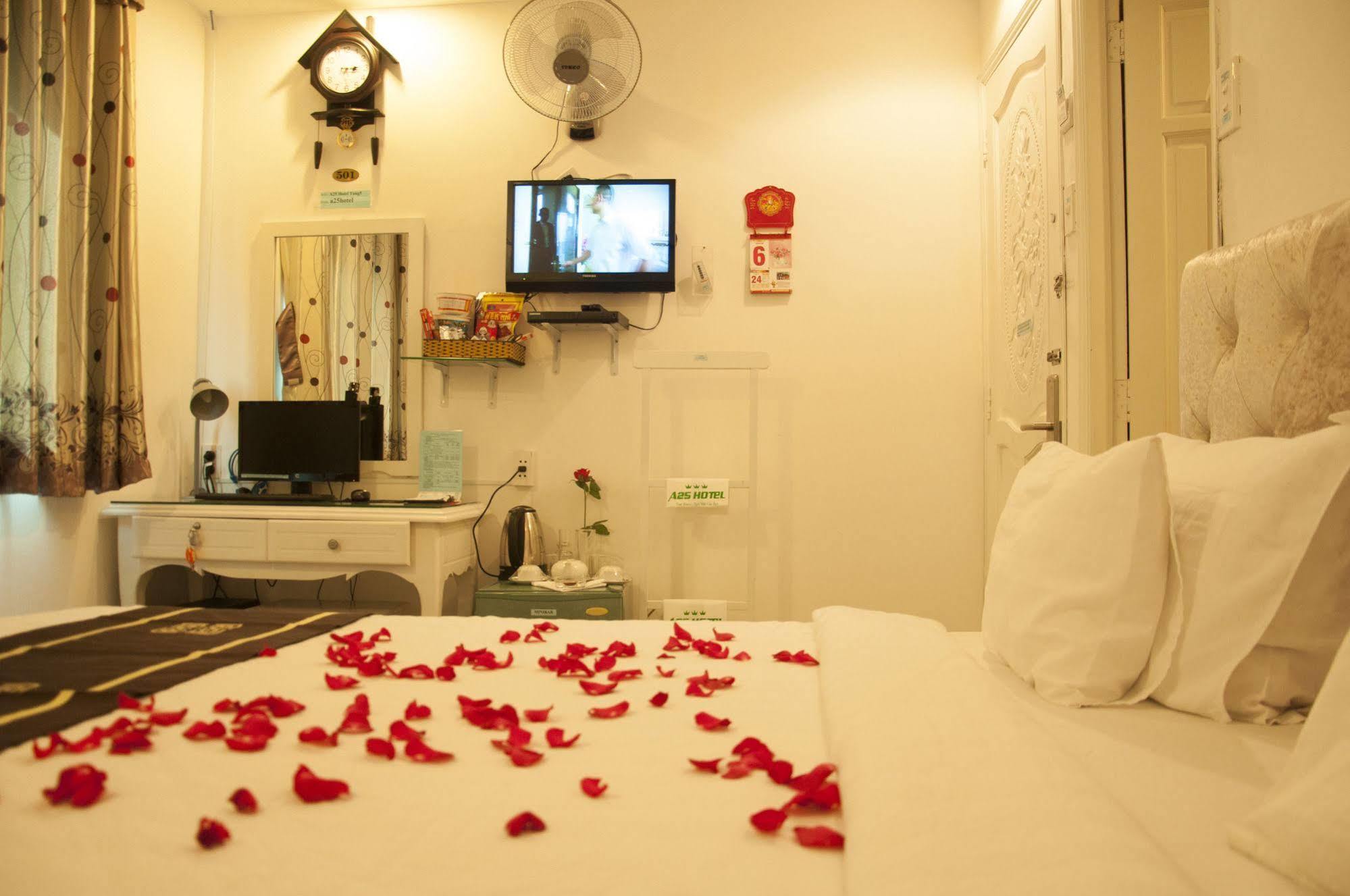 Hotel A25 - 274 De Tham