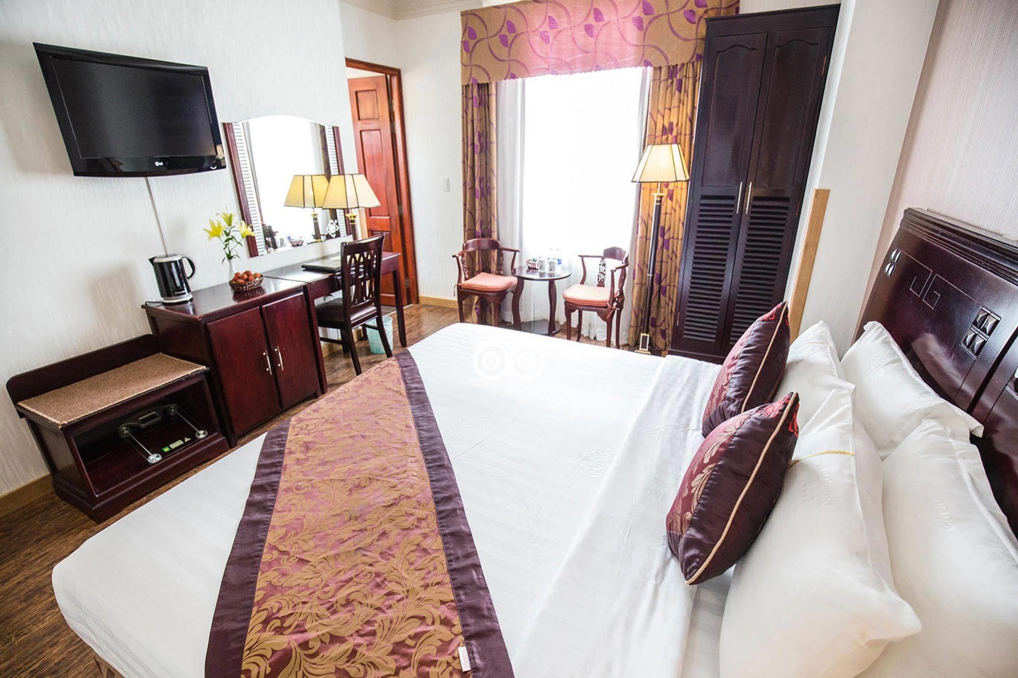 Hotel Golden Saigon 4*