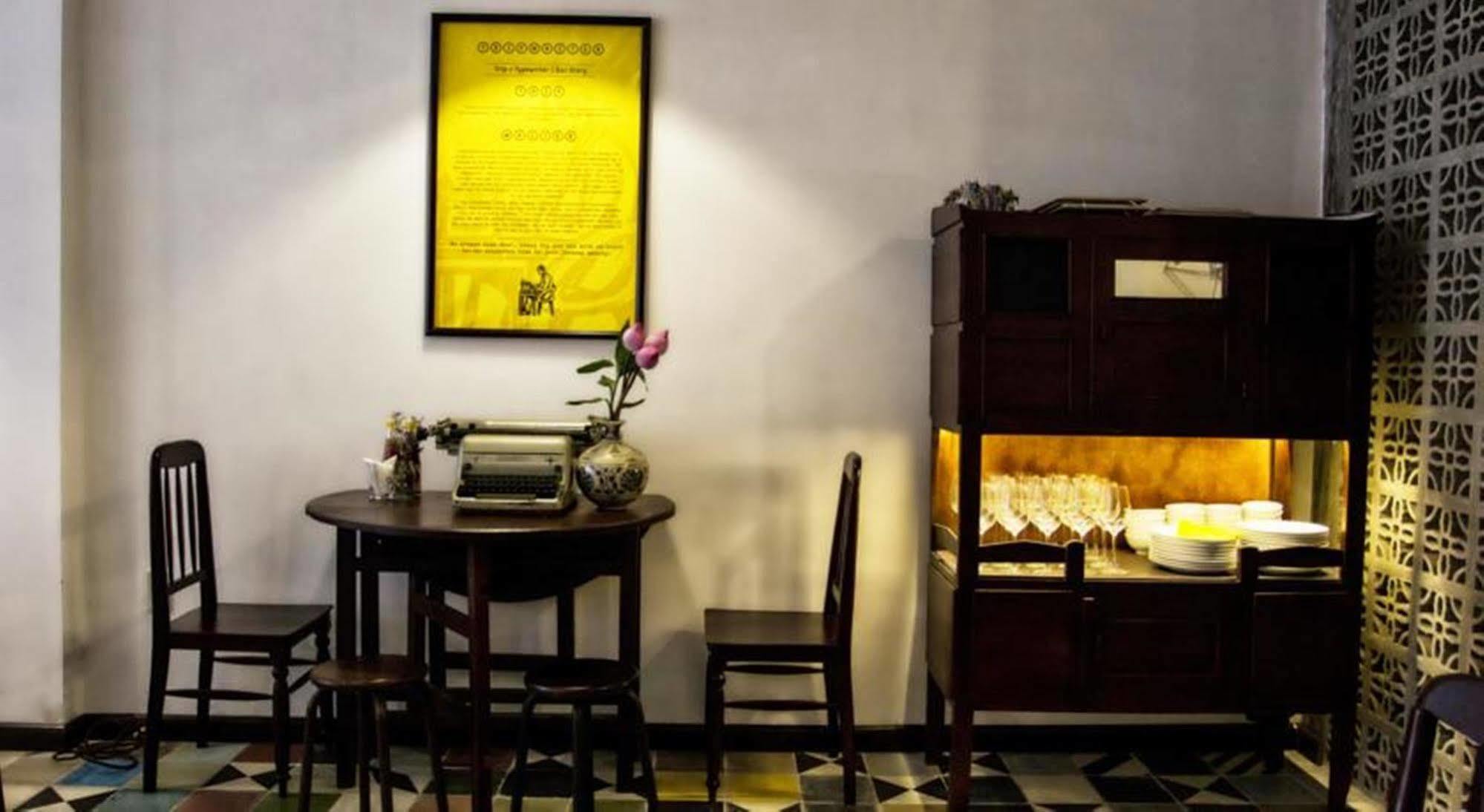 Tripwriter & Bistro