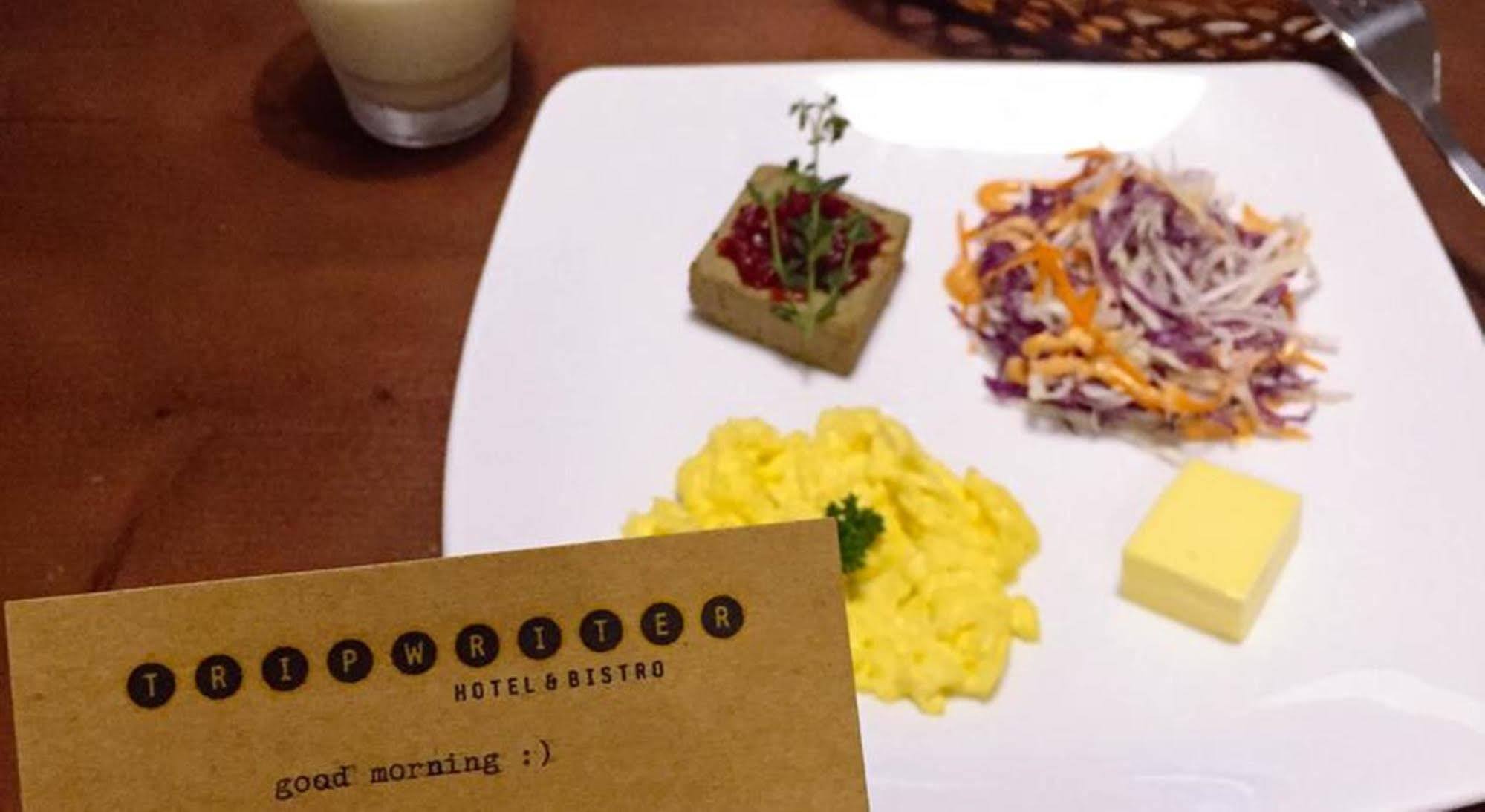 Tripwriter & Bistro * Ho Chi Minh City