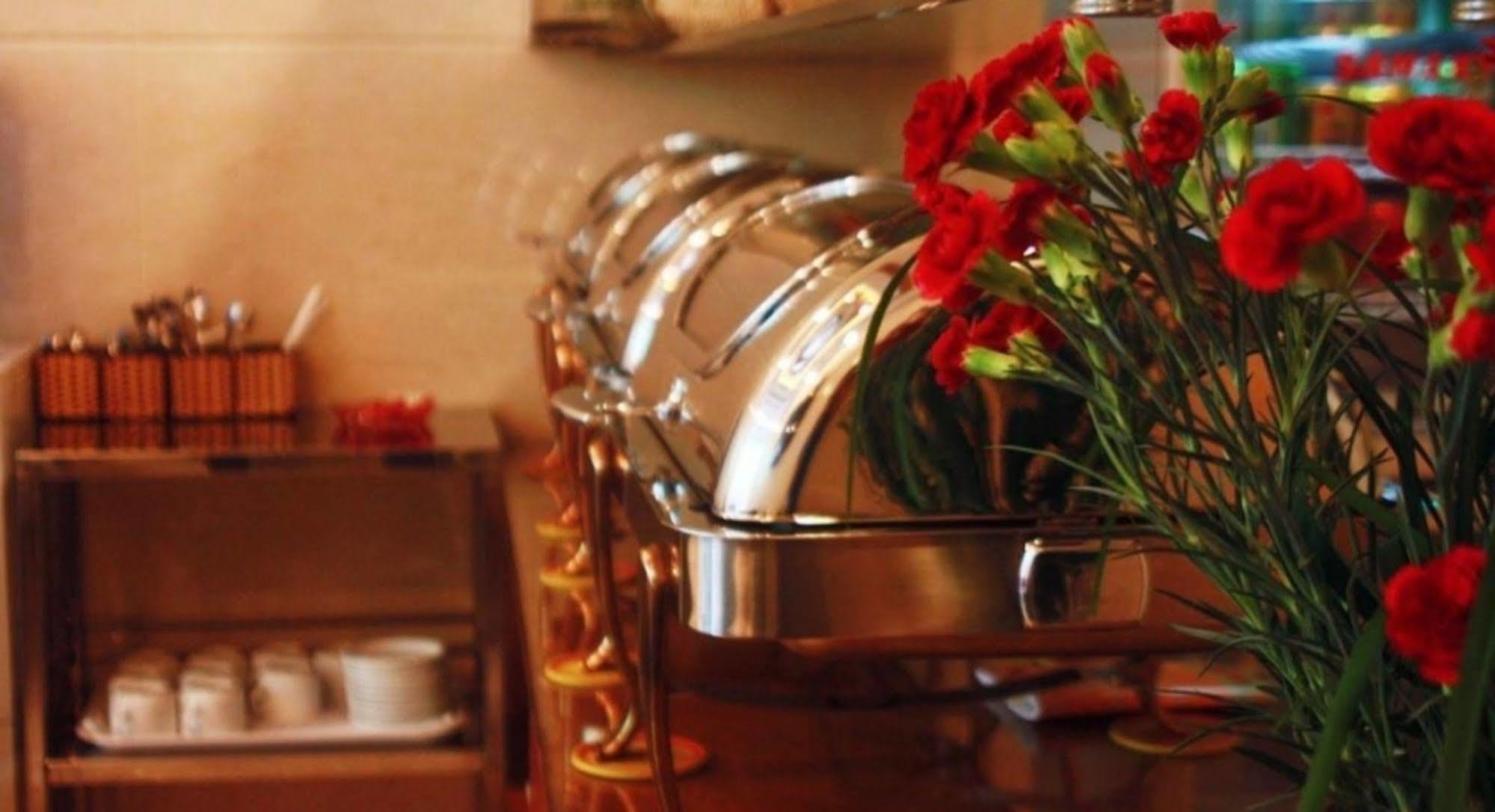 Ruby Saigon - Ben Thanh Hotel 3*