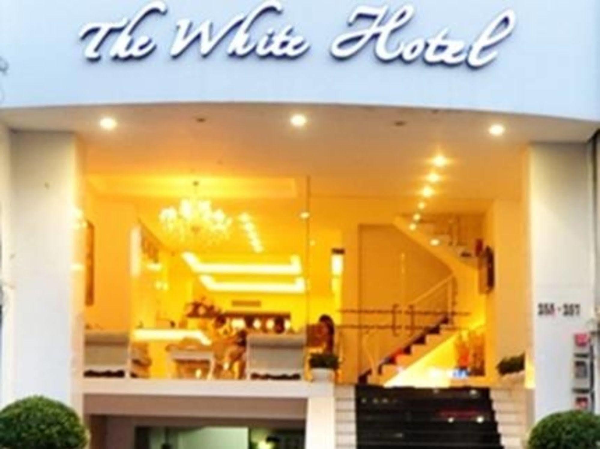 Hotel The White 8a Thai Lung 3*
