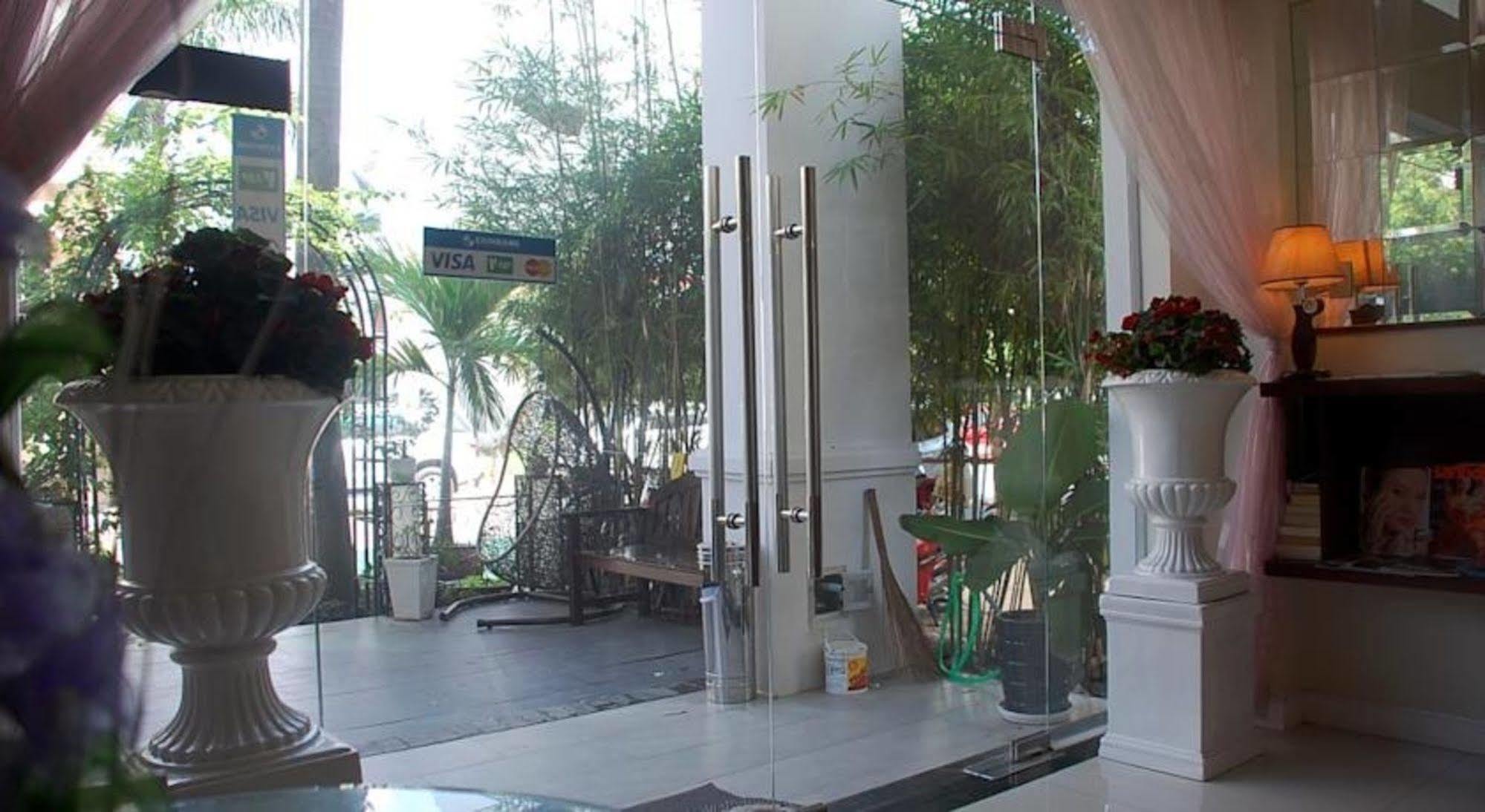 Bizu Ii Hotel Ho Chi Minh City
