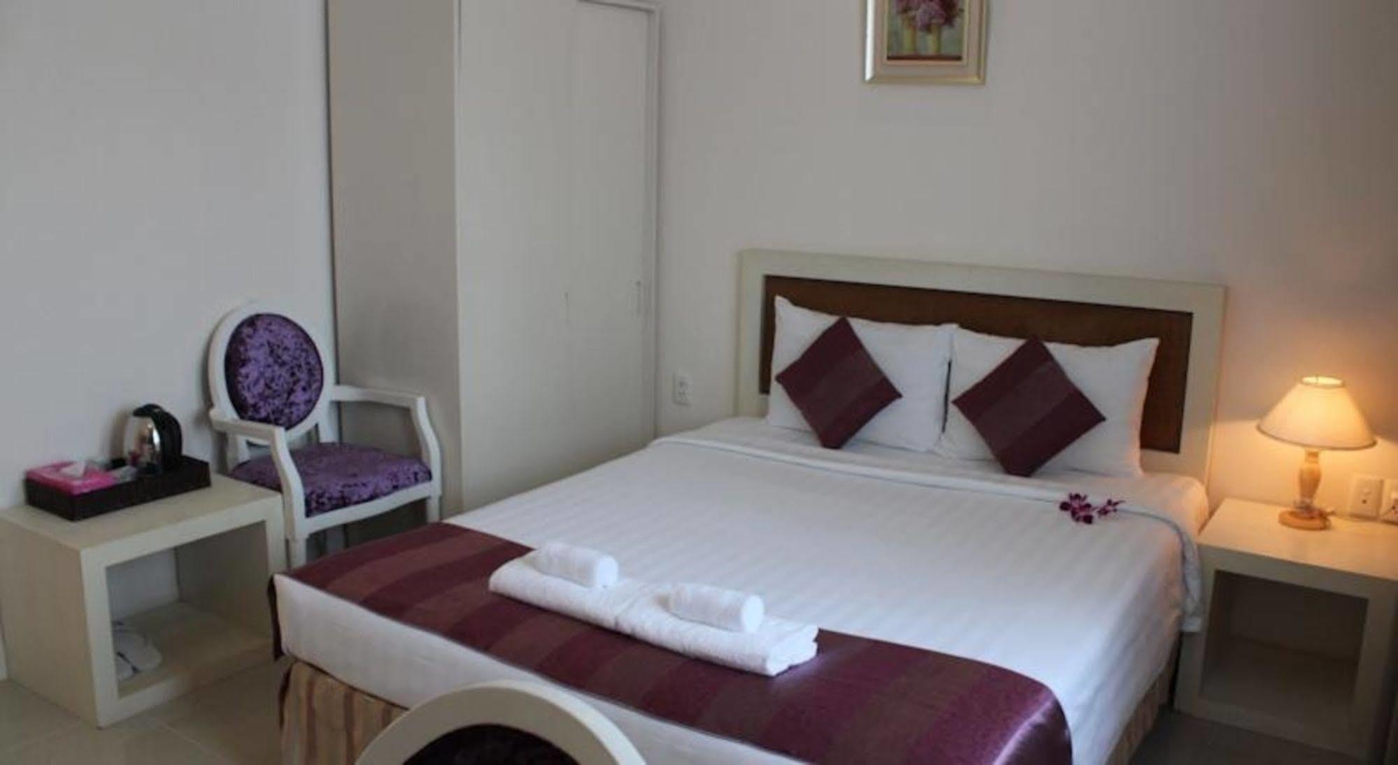 Hotel Bizu Ii 2*