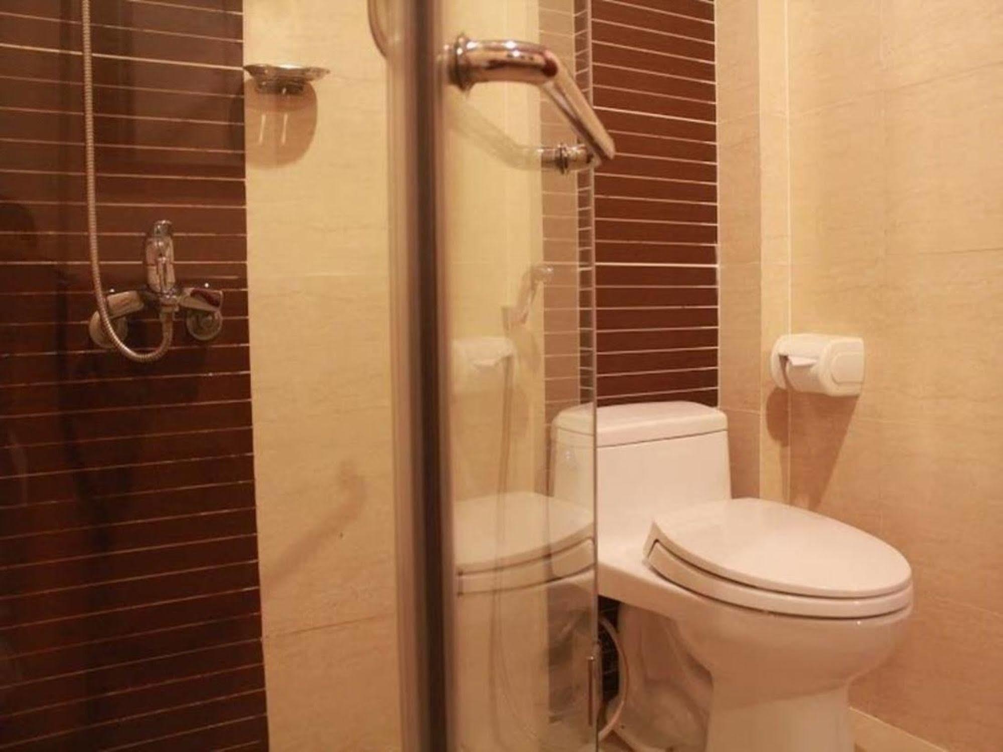 Bizu Ii Hotel 2*