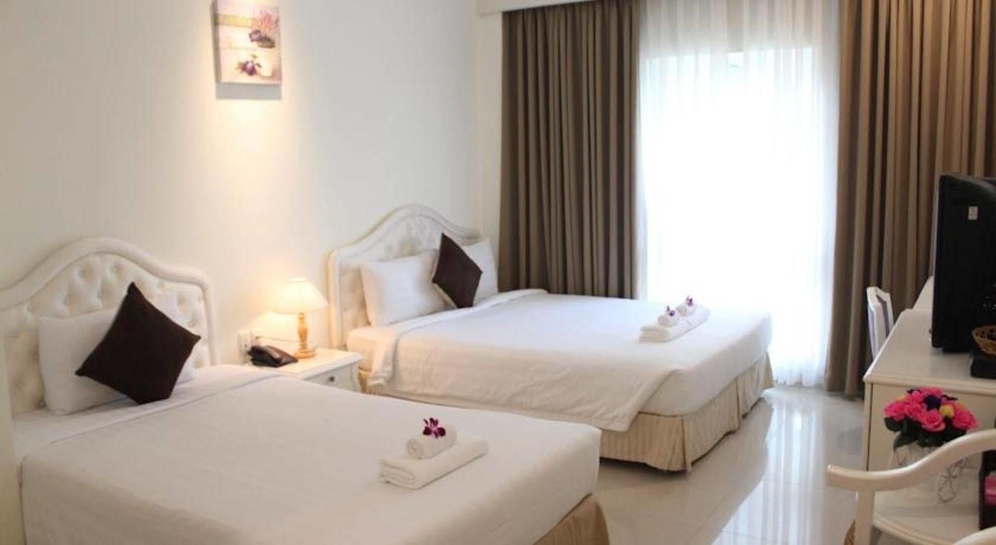 Hotel Bizu Ii