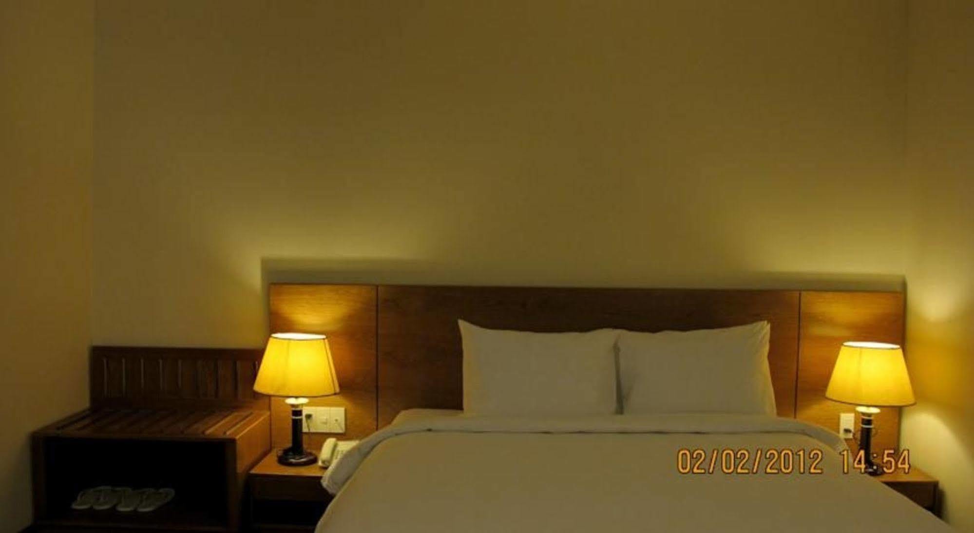 Bizu Ii Hotel