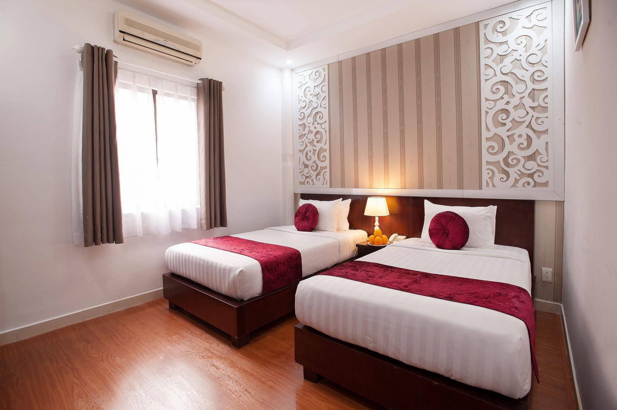 Vilion & Hotel 3*
