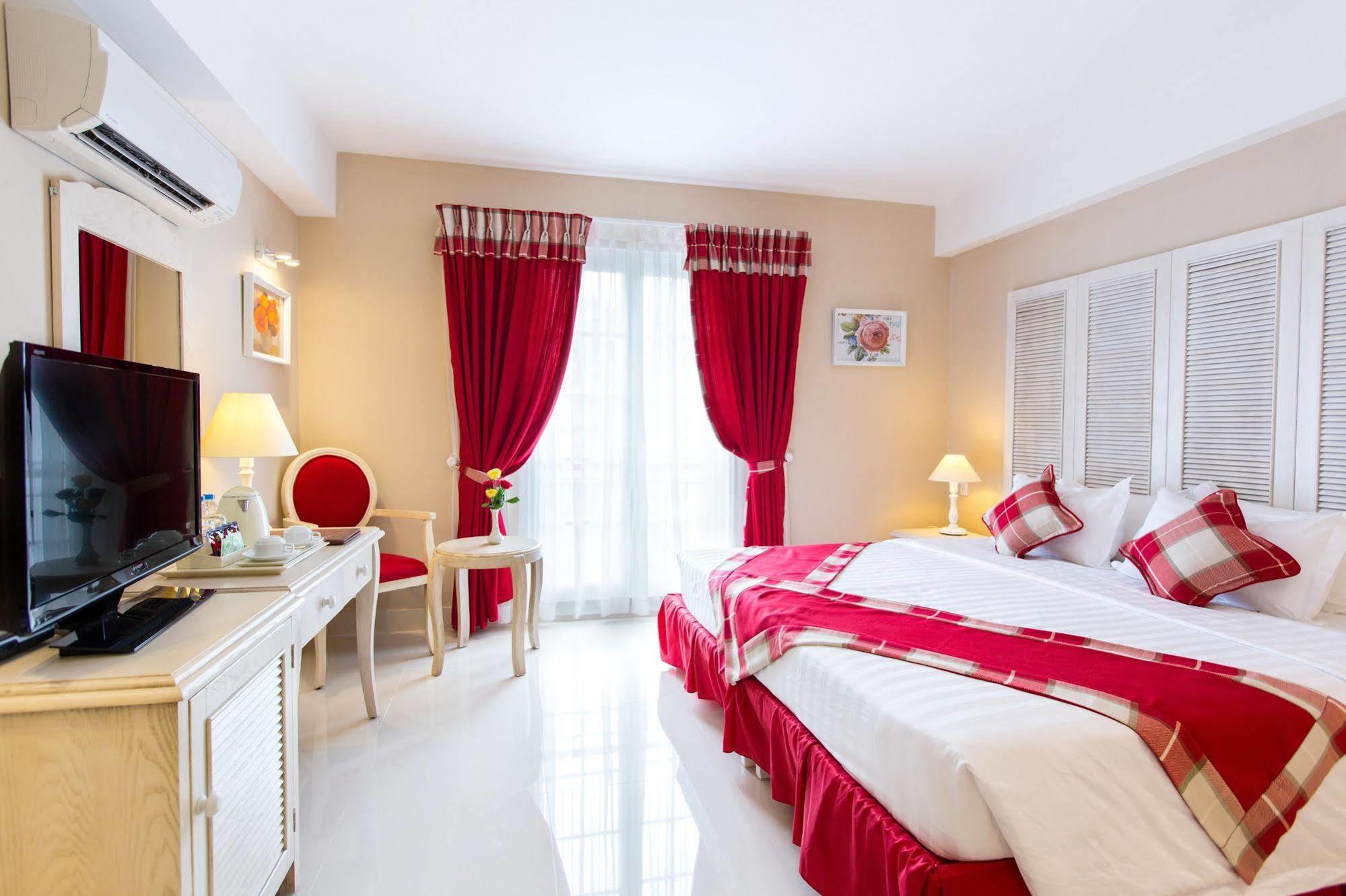 L'odeon Phu My Hung 3* Ho Chi Minh City
