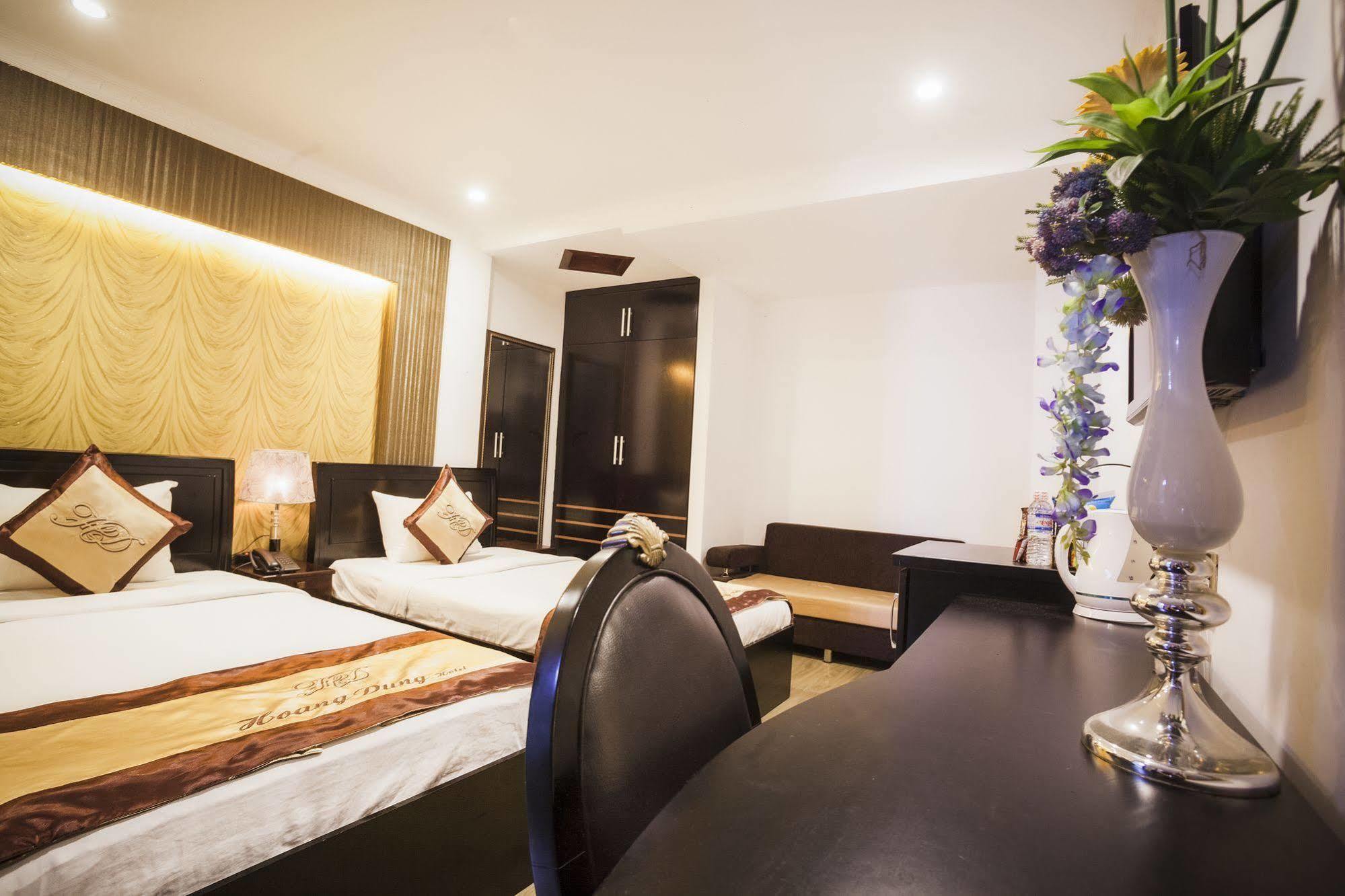 Hoang Dung - Hong Vina Ho Chi Minh City