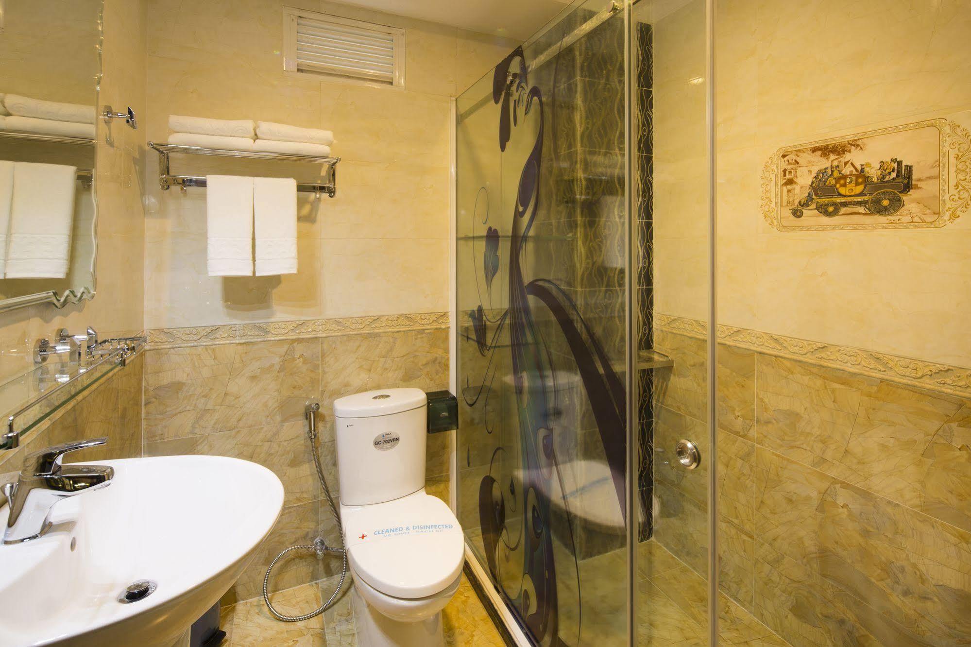 Hotel Hoang Dung - Hong Vina Ho Chi Minh City