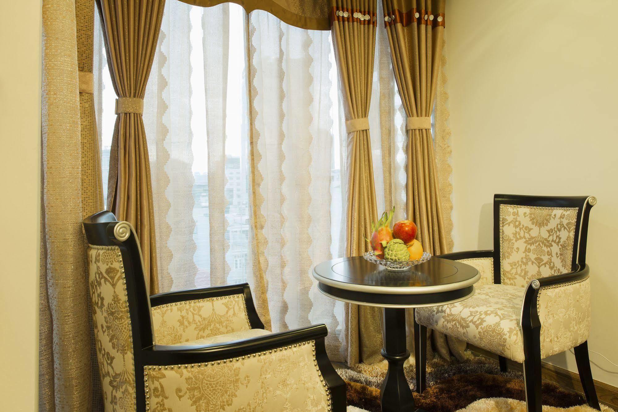 Hoang Dung - Hong Vina Hotel 3*