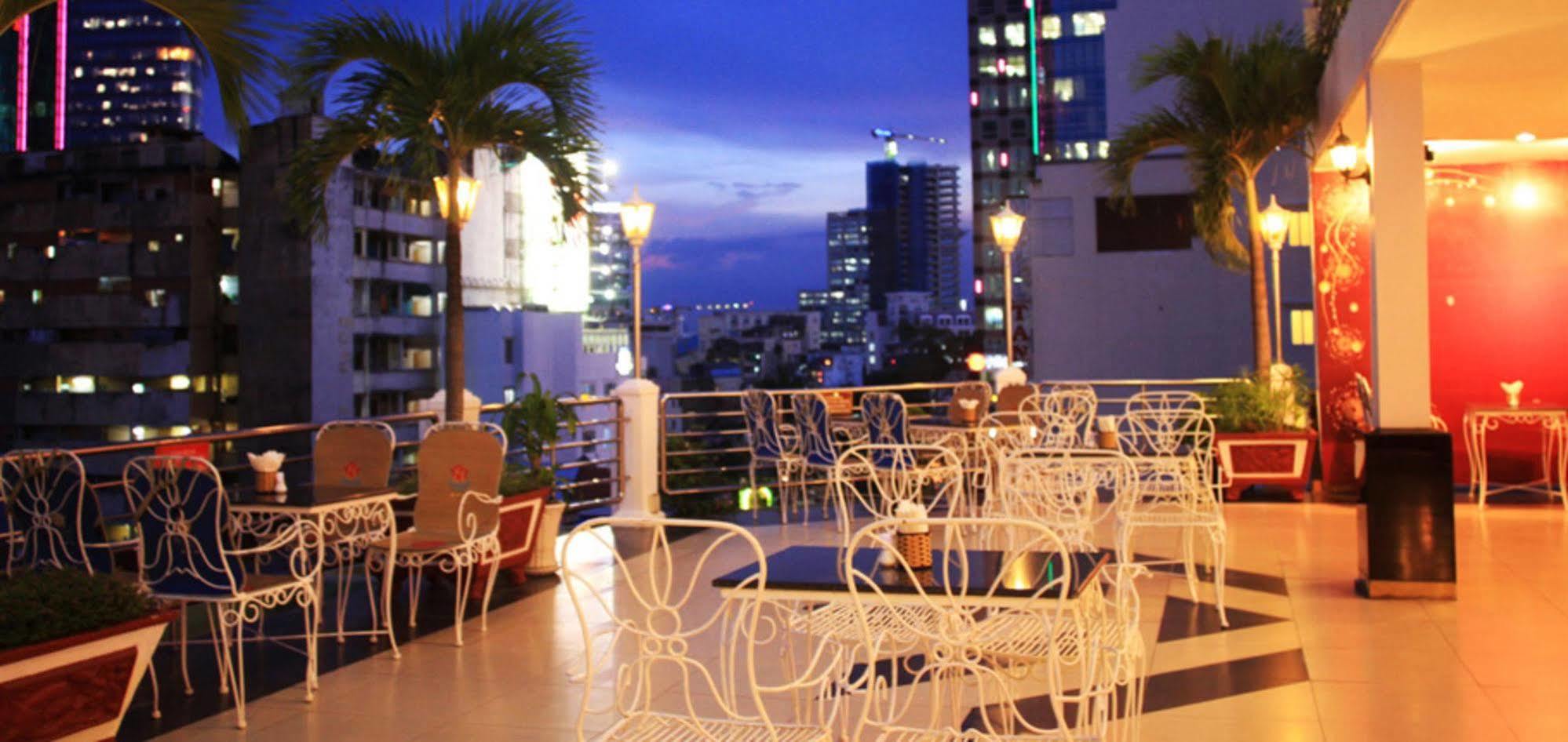 Huong Sen Hotel 3*