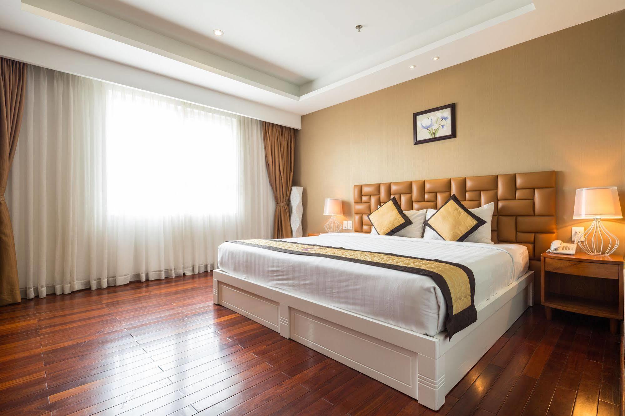 Hotel Cosmopolitan Ho Chi Minh City