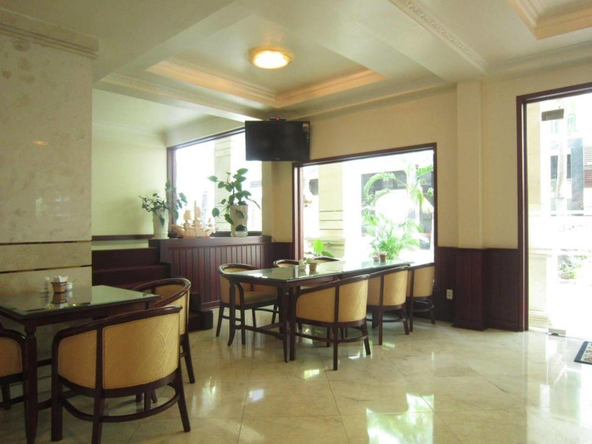 Hotel Hung Vuong 2 3*
