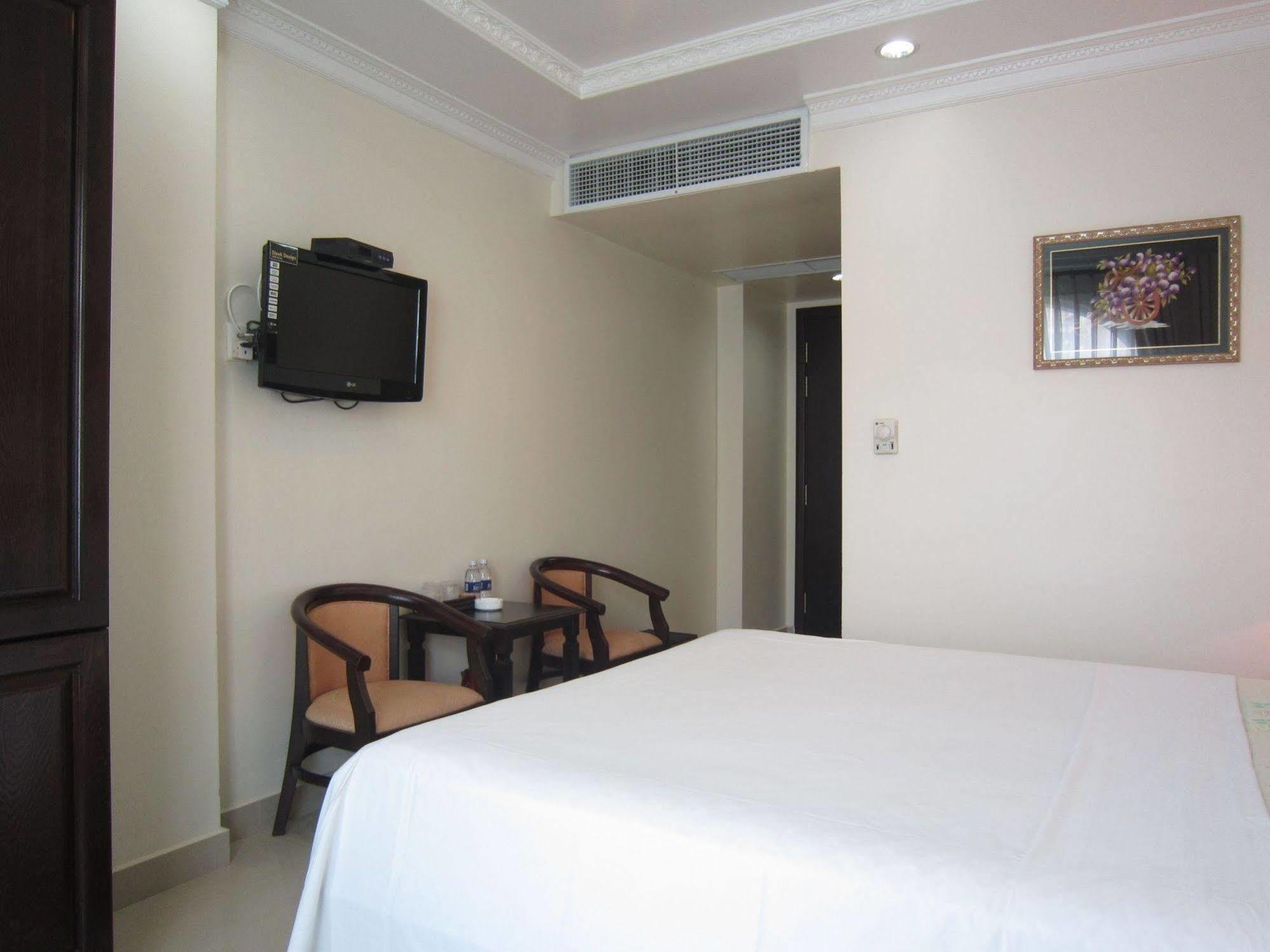Hung Vuong 2 Hotel