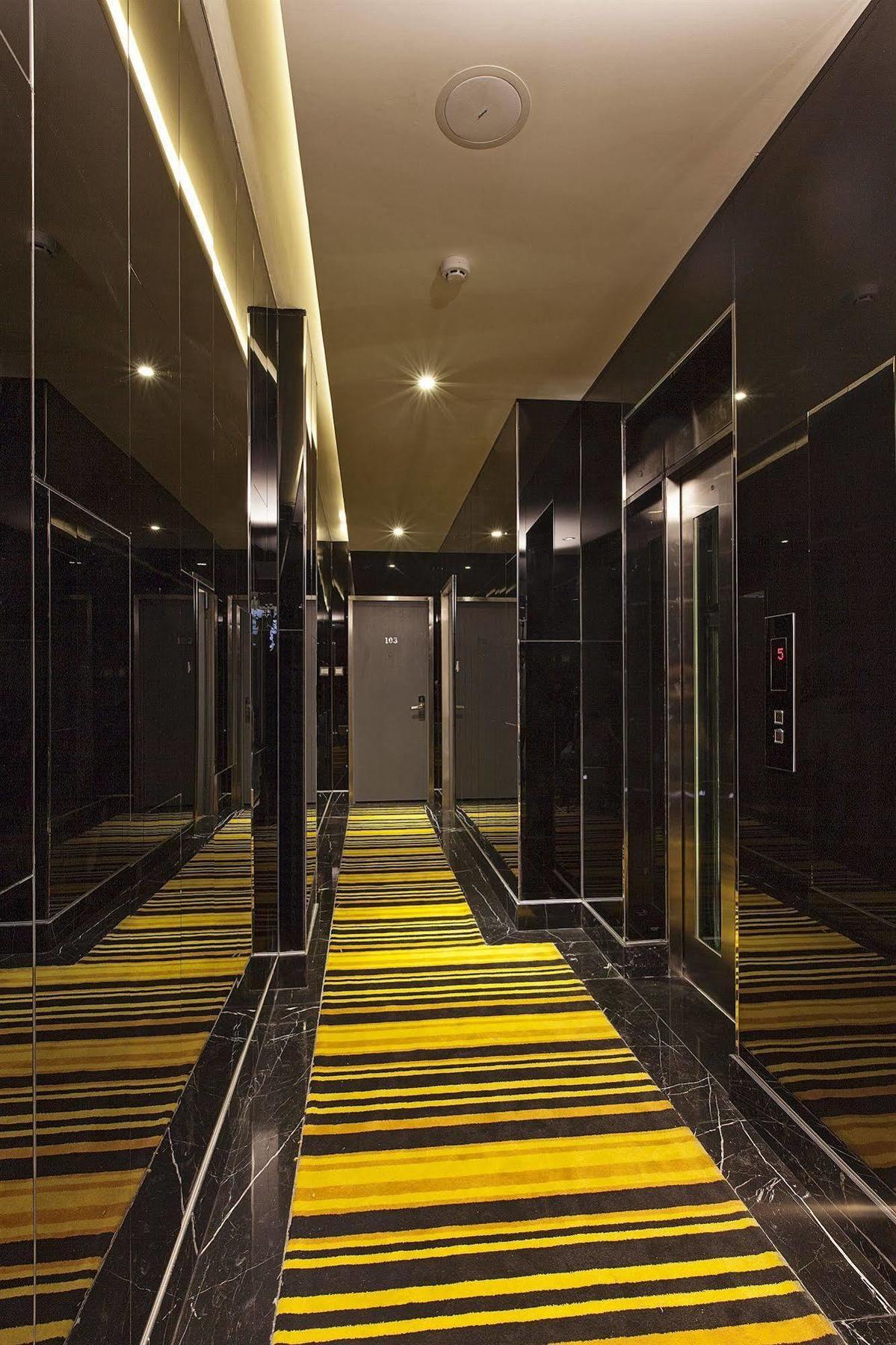 Signature Boutique 3*