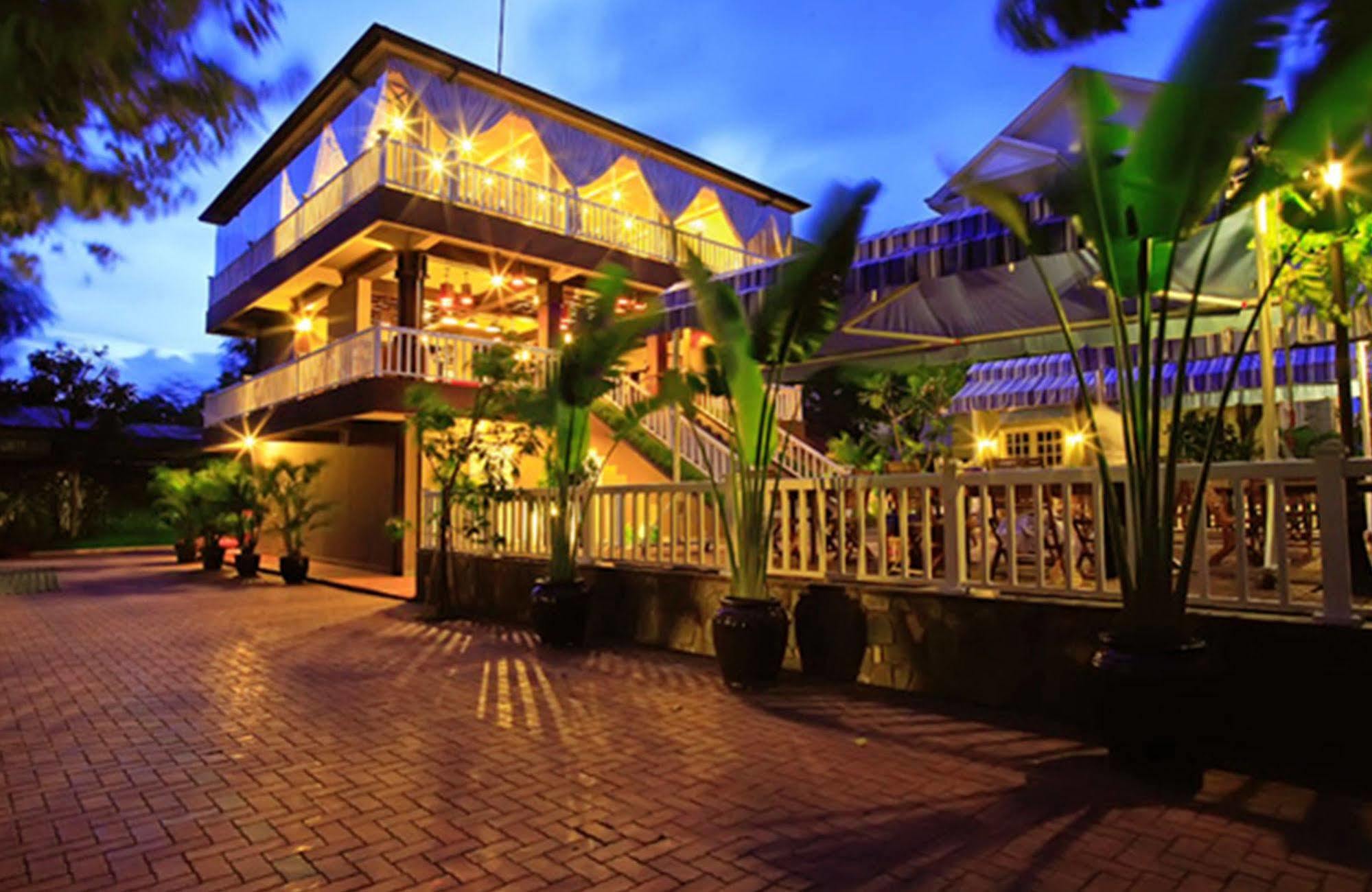 Resort Toki Saigon &