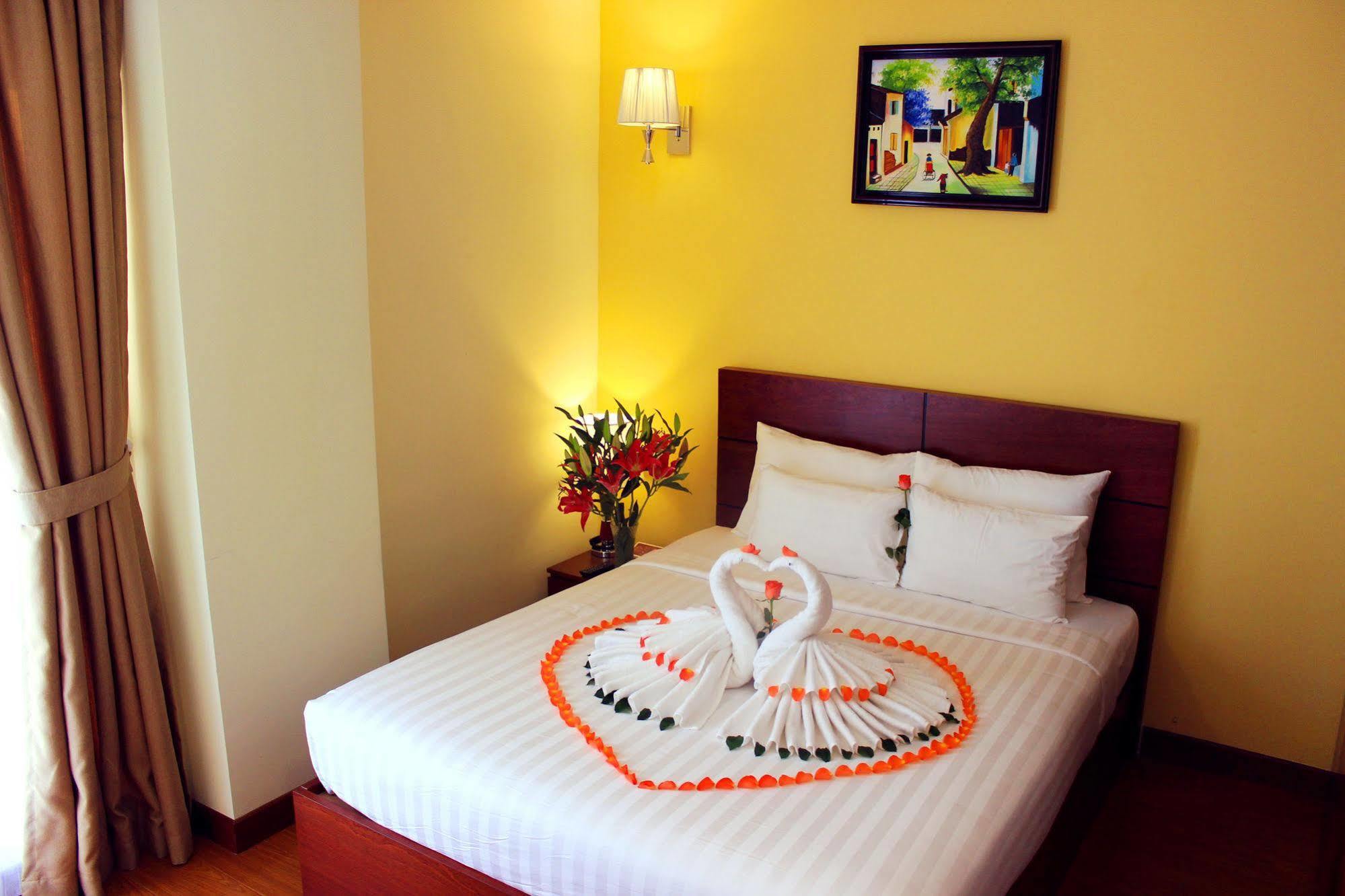 Ttc Deluxe Saigon Hotel 3*