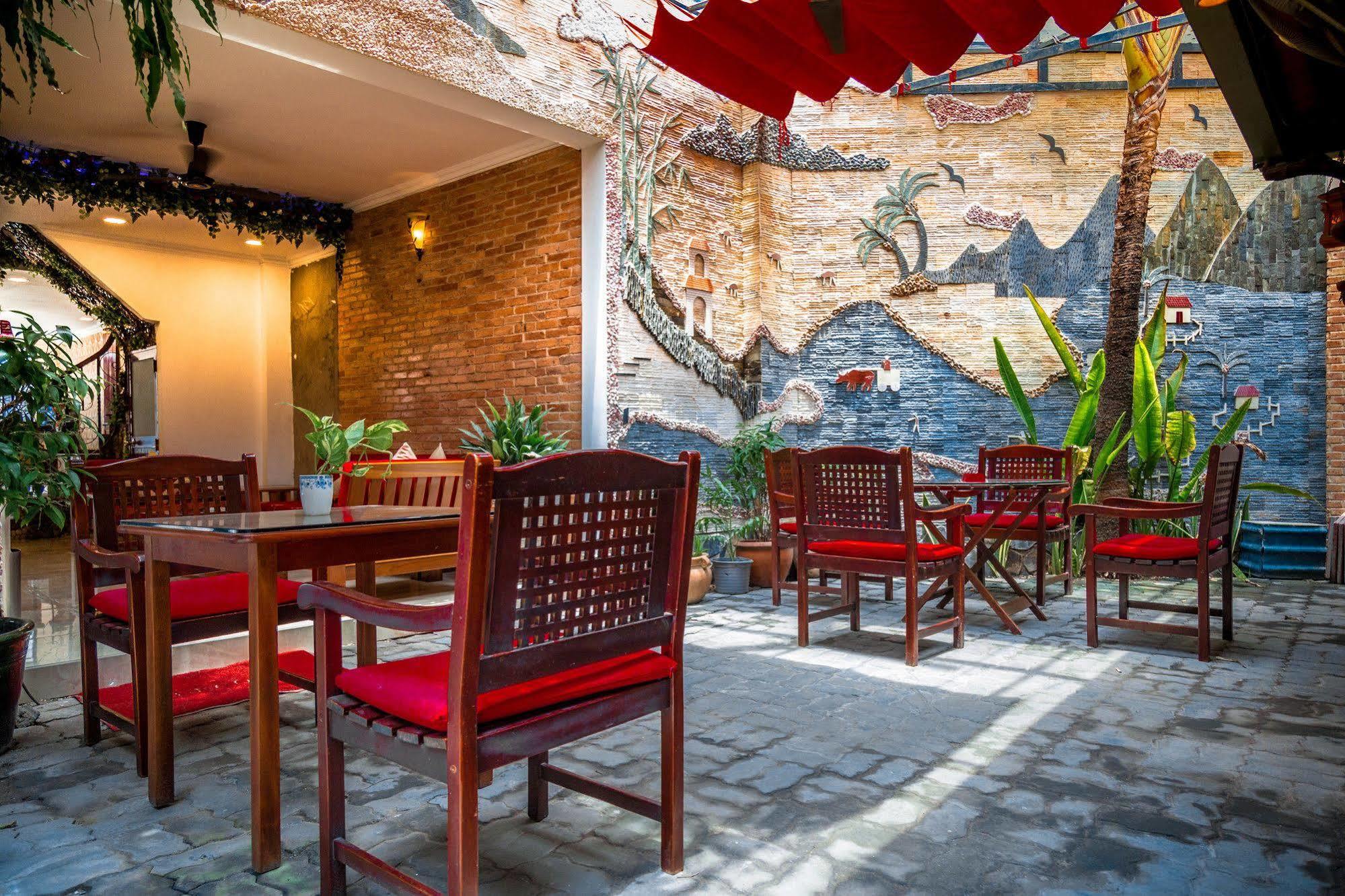 Vien Ngoc Xanh 1 2* Ho Chi Minh City
