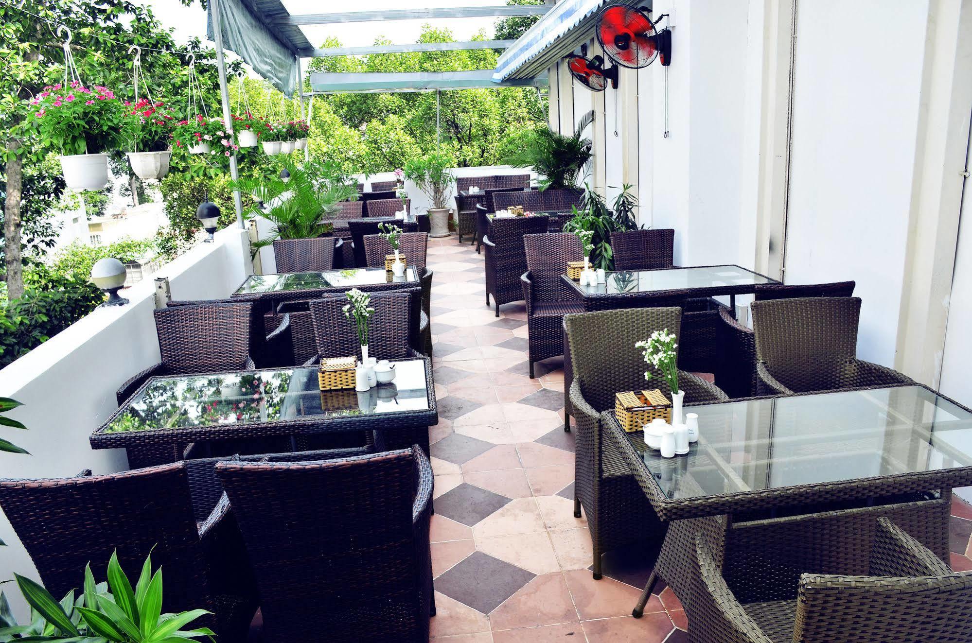 Hotel Sense Legend And Ho Chi Minh City