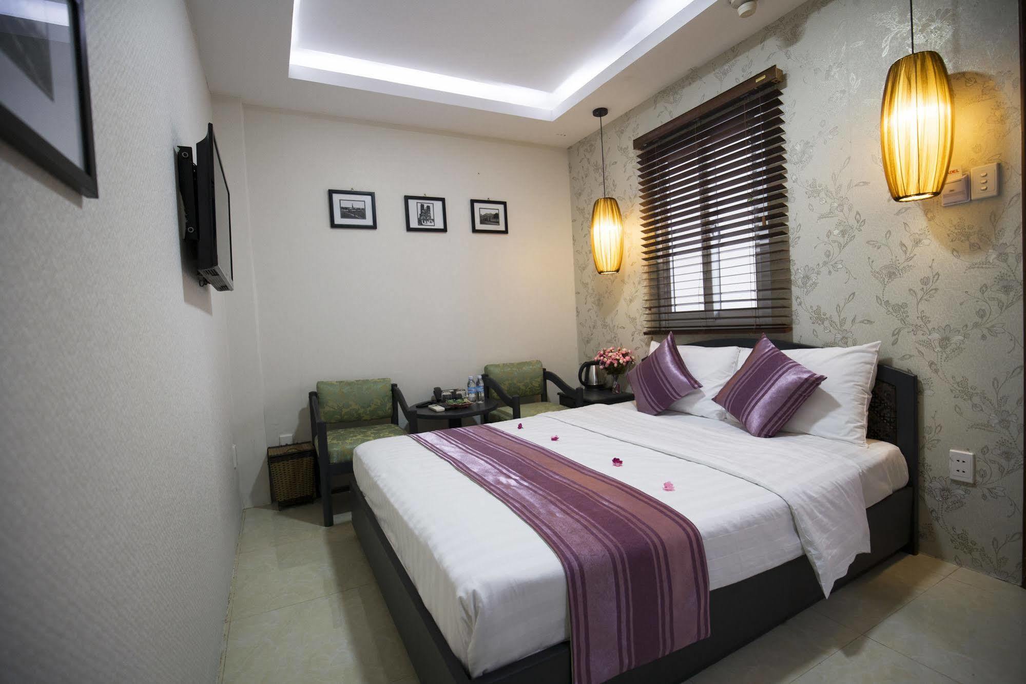 Sense Legend And Hotel 2*