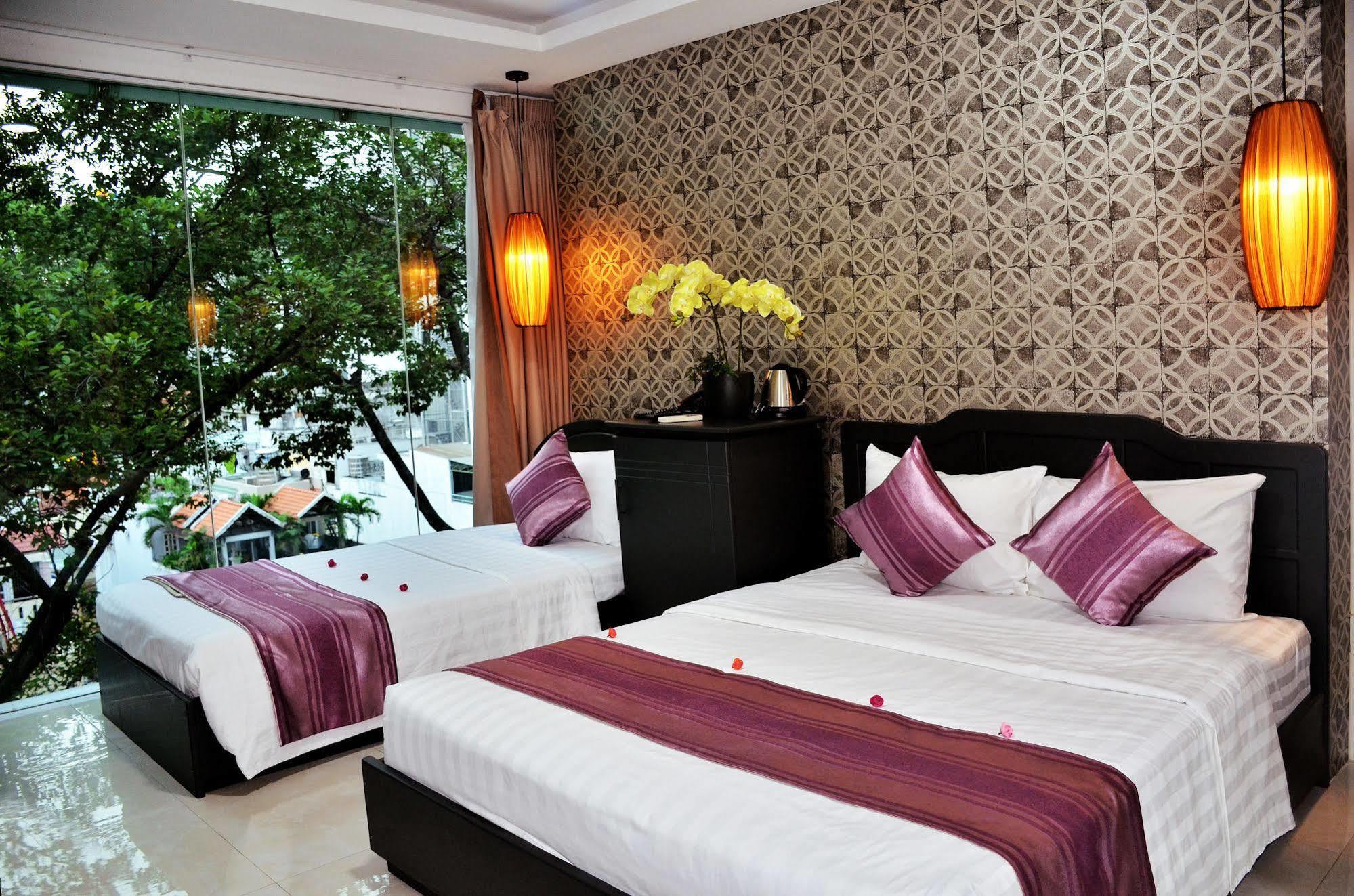 Sense Legend And 2* Ho Chi Minh City