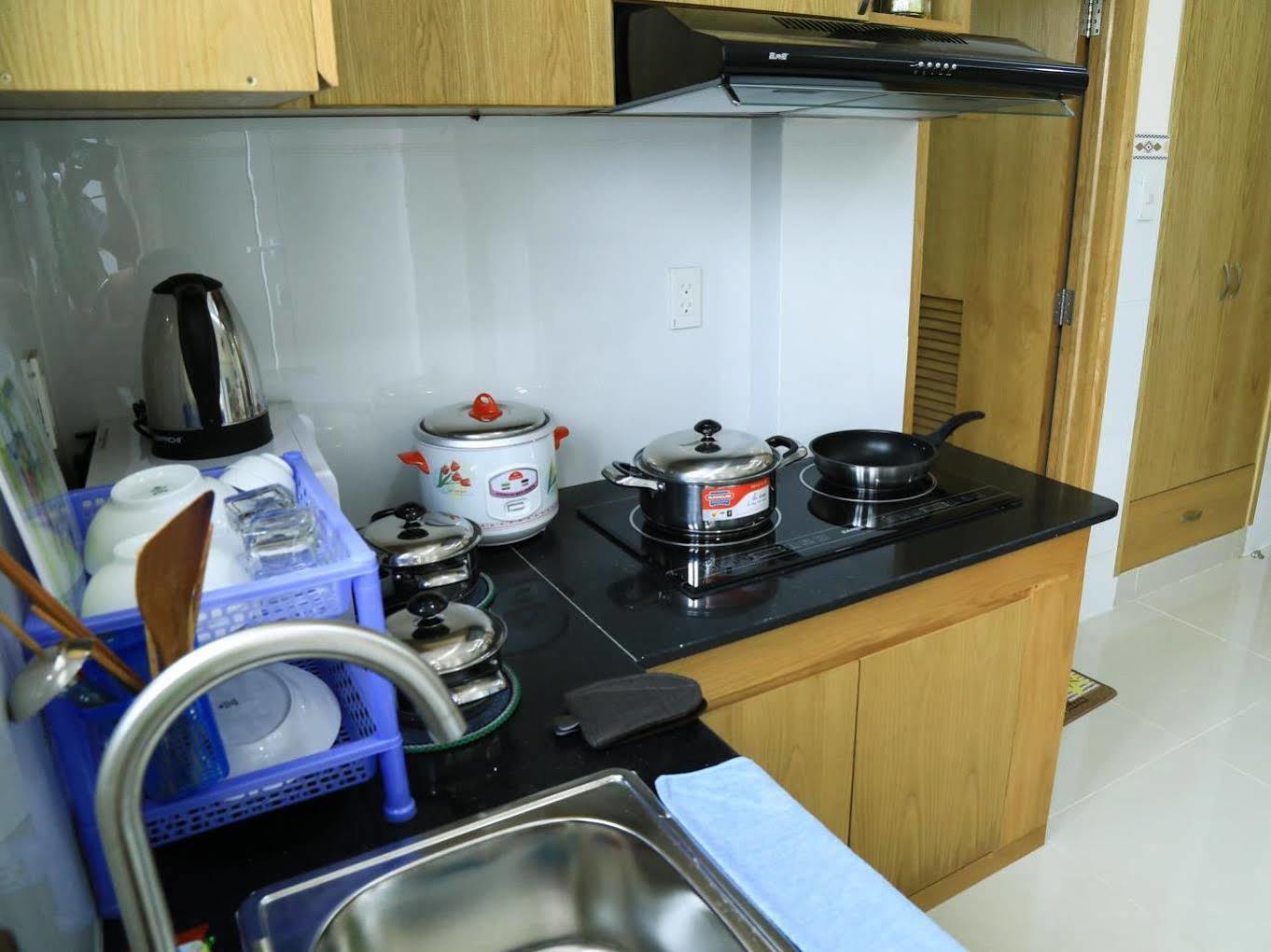 Kelly Serviced * Ho Chi Minh City