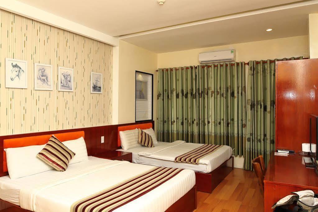 Hotel Saigon Crystal