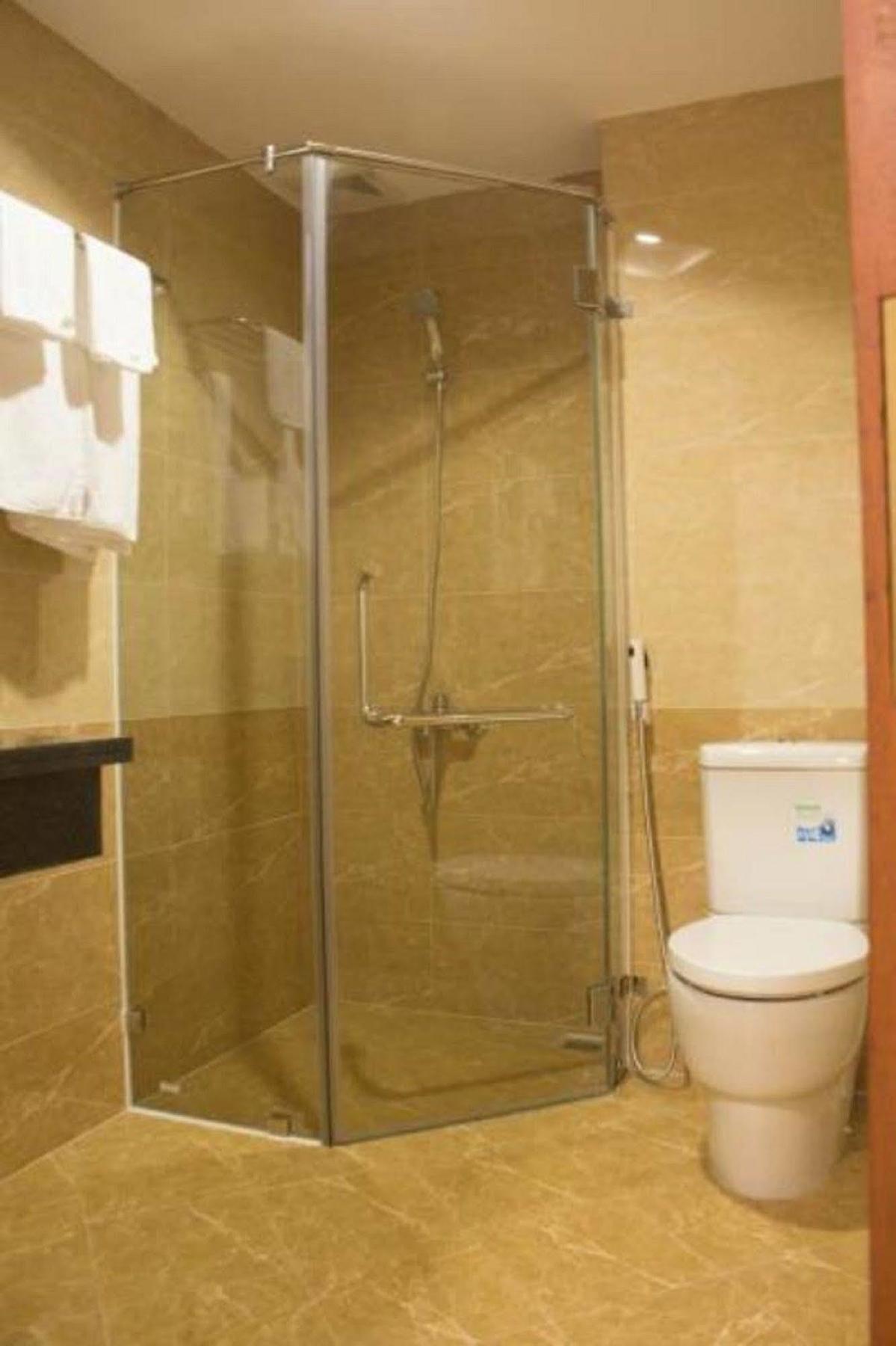 Reddoorz Plus New Sun Hotel 2*