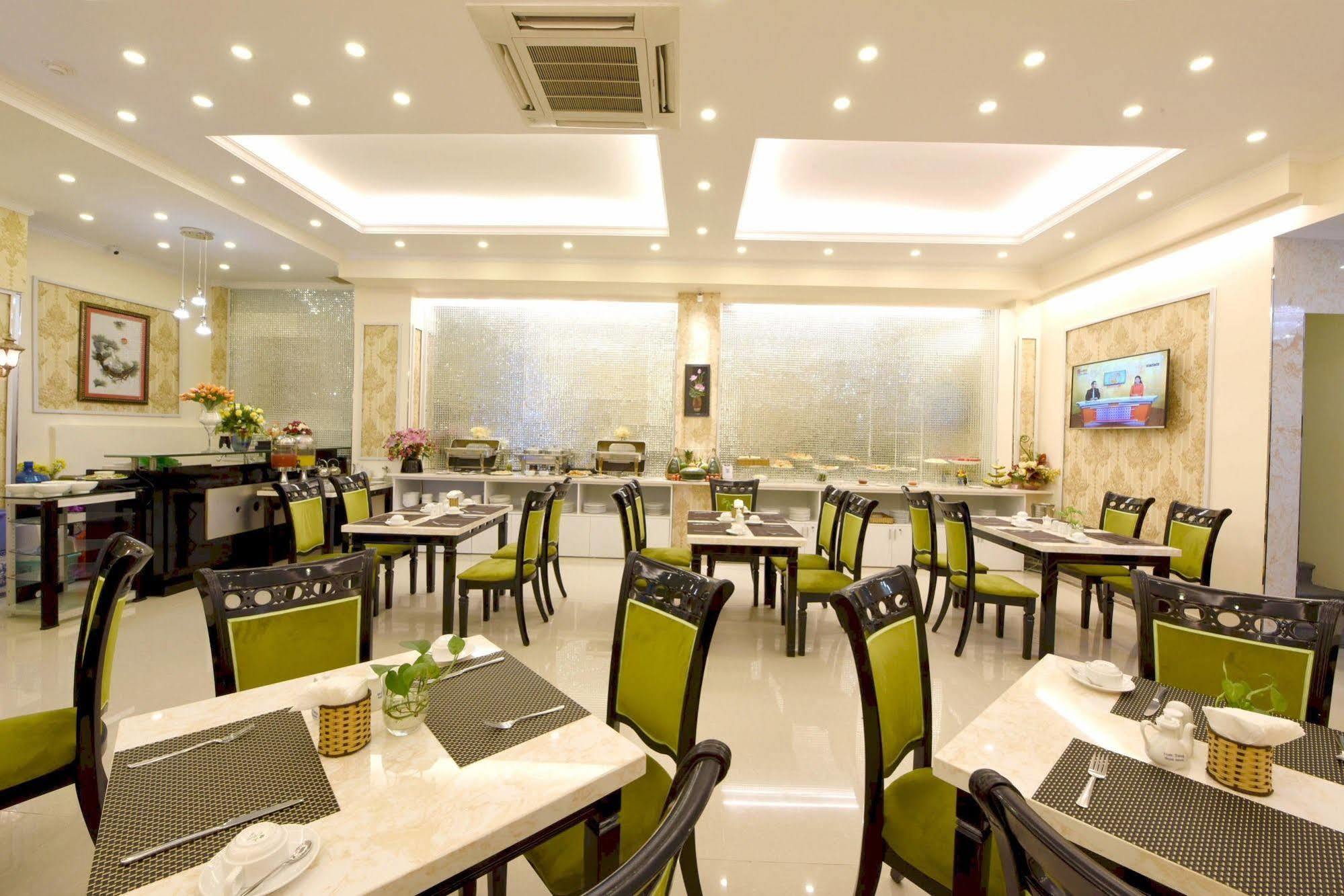 Ruby Saigon - Le Thanh Ton