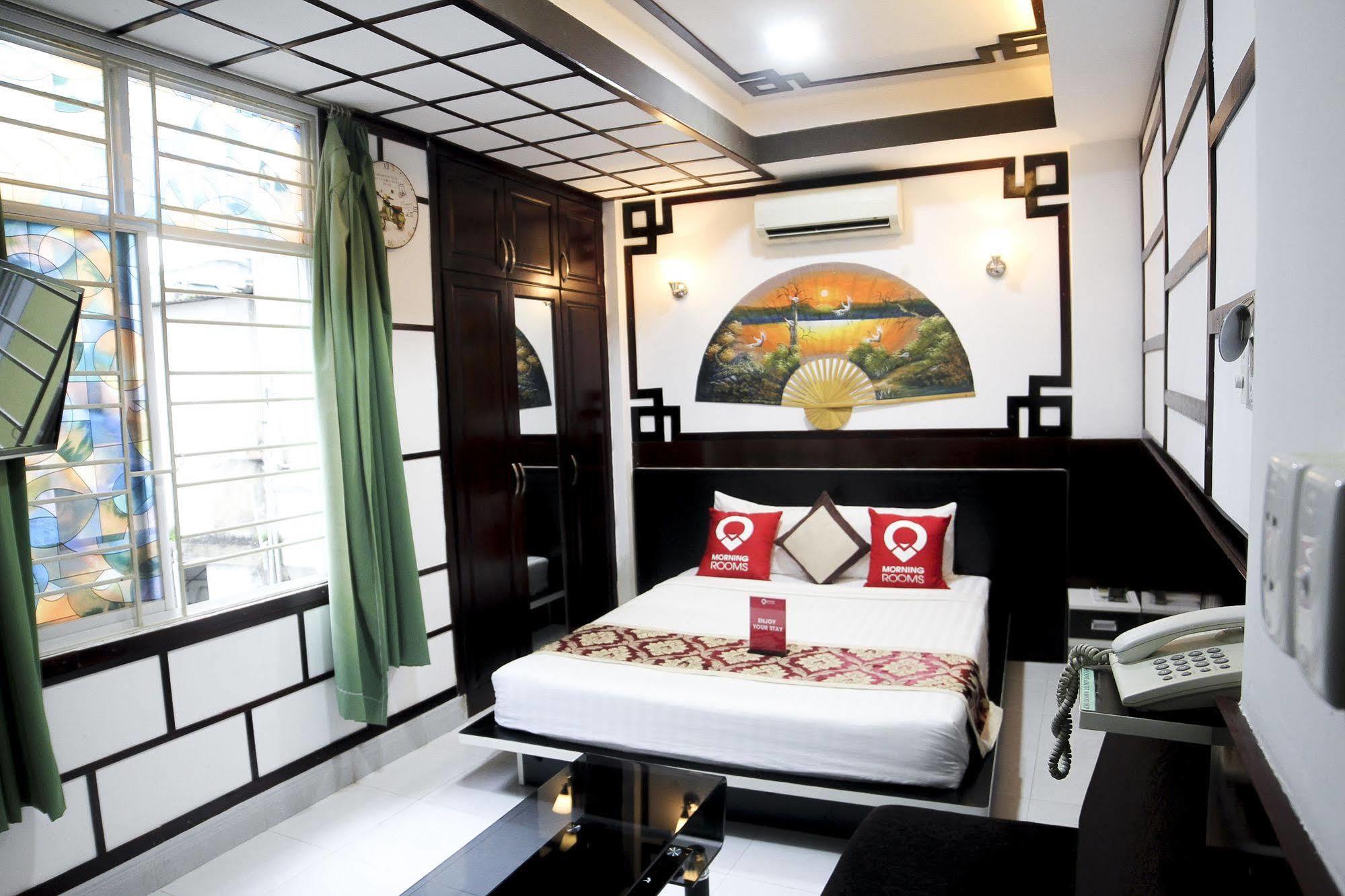 Morning Phan Dang Luu Hotel