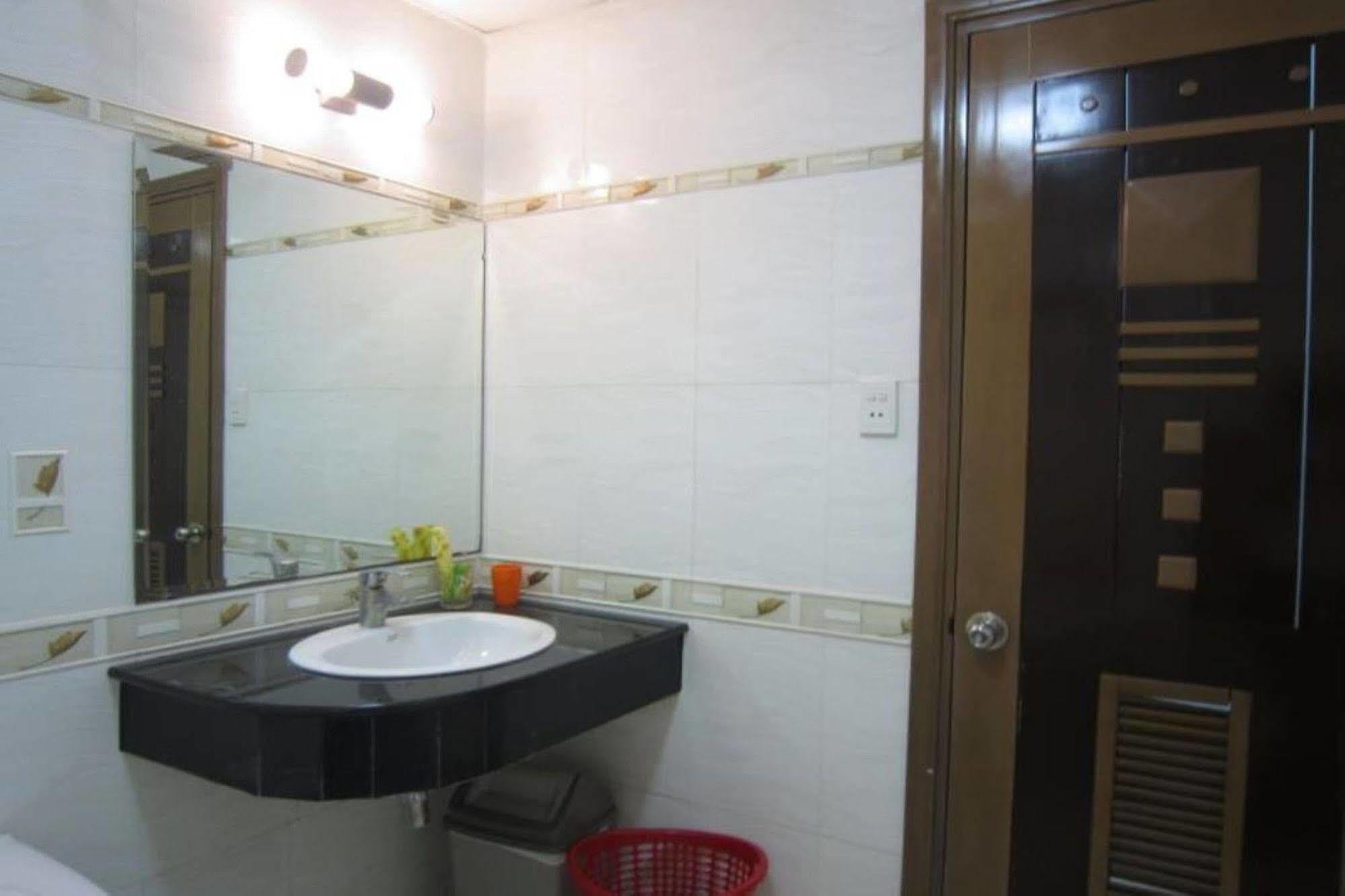 Hotel Quy Thanh